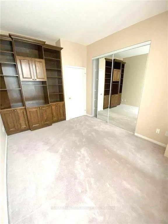 Photo 14 of Unit Ph101, 5 Emerald Lane, Vaughan, Crestwood-Springfarm-Yorkhill — HOMEH