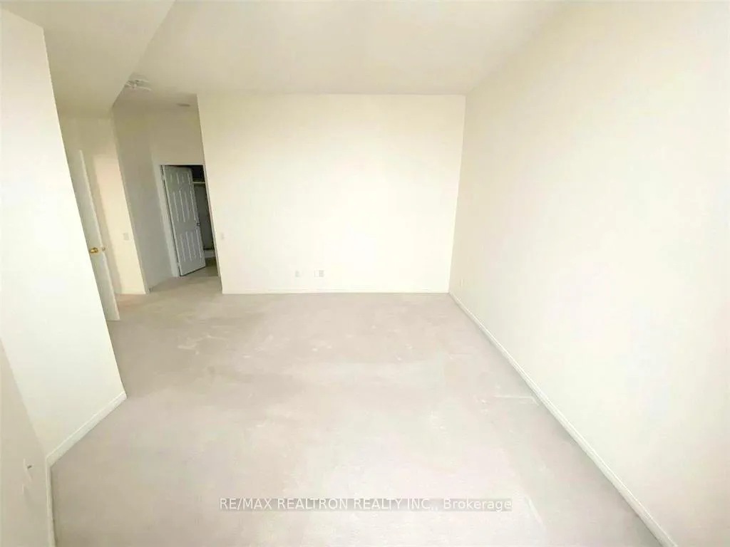 Photo 17 of Unit Ph101, 5 Emerald Lane, Vaughan, Crestwood-Springfarm-Yorkhill — HOMEH