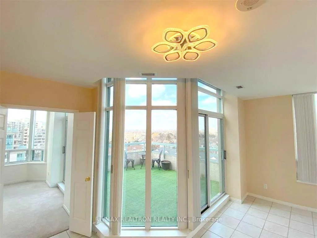 Photo 20 of Unit Ph101, 5 Emerald Lane, Vaughan, Crestwood-Springfarm-Yorkhill — HOMEH