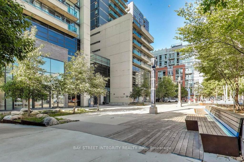 Photo 3 of Unit 602W, 36 Lisgar Street, Toronto, Little Portugal — HOMEH