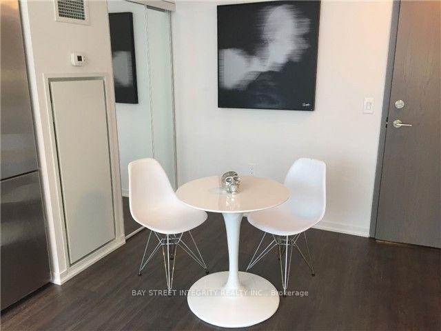 Photo 8 of Unit 602W, 36 Lisgar Street, Toronto, Little Portugal — HOMEH