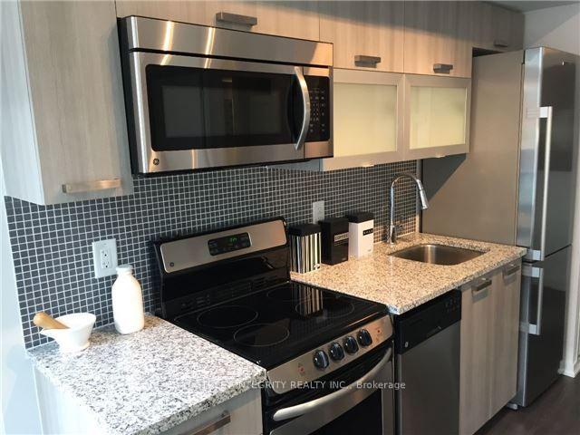 Photo 9 of Unit 602W, 36 Lisgar Street, Toronto, Little Portugal — HOMEH