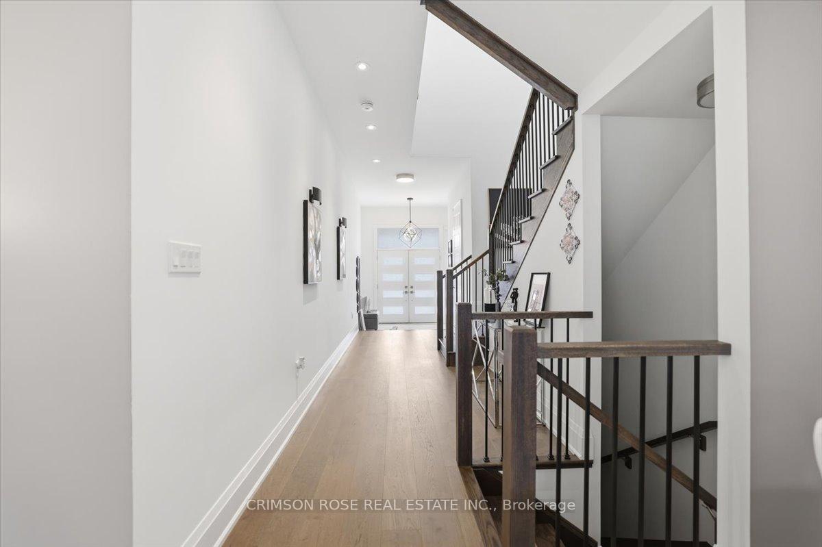 Photo 5 of 1467 Everest Crescent, Oakville, Joshua Meadows — HOMEH