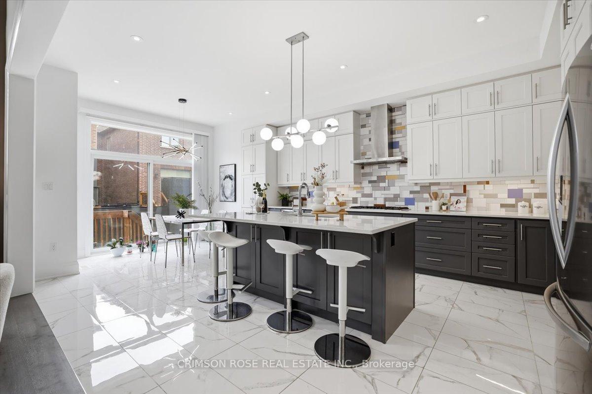 Photo 16 of 1467 Everest Crescent, Oakville, Joshua Meadows — HOMEH