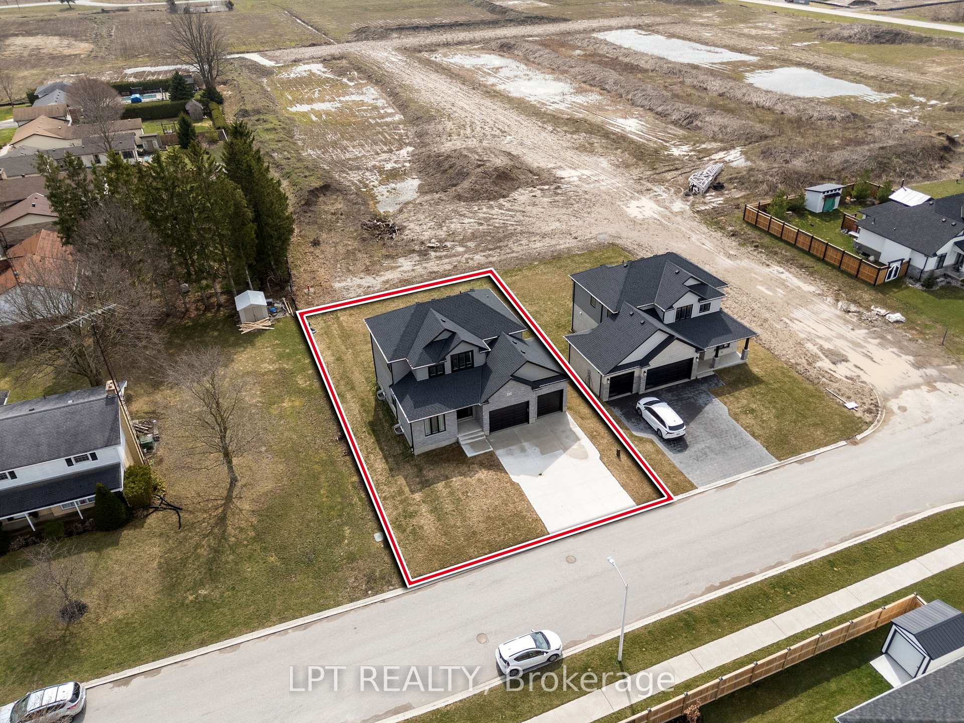 Photo 6 of 163 Mcleod Street, North Middlesex, Parkhill — HOMEH