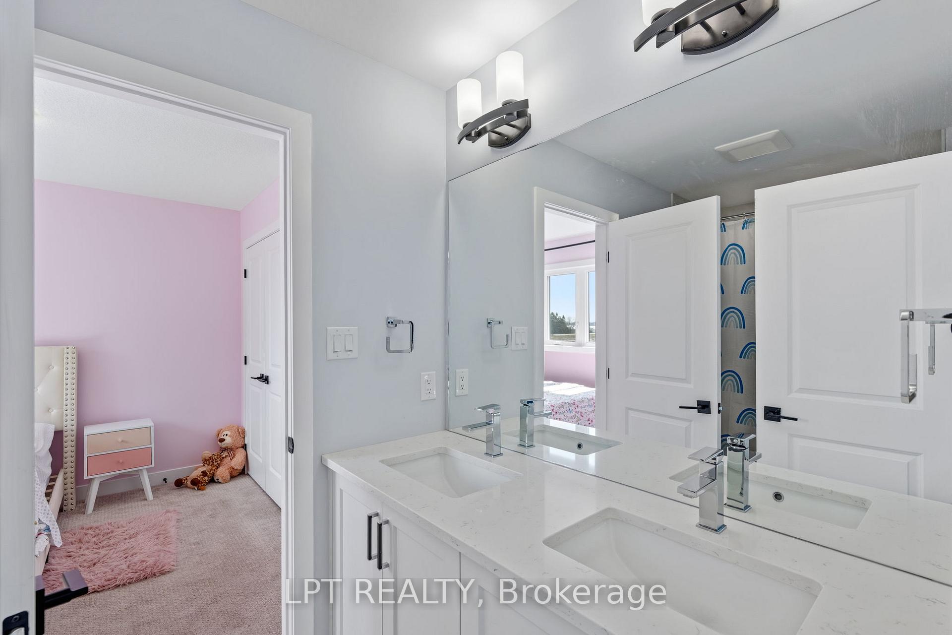 Photo 27 of 163 Mcleod Street, North Middlesex, Parkhill — HOMEH