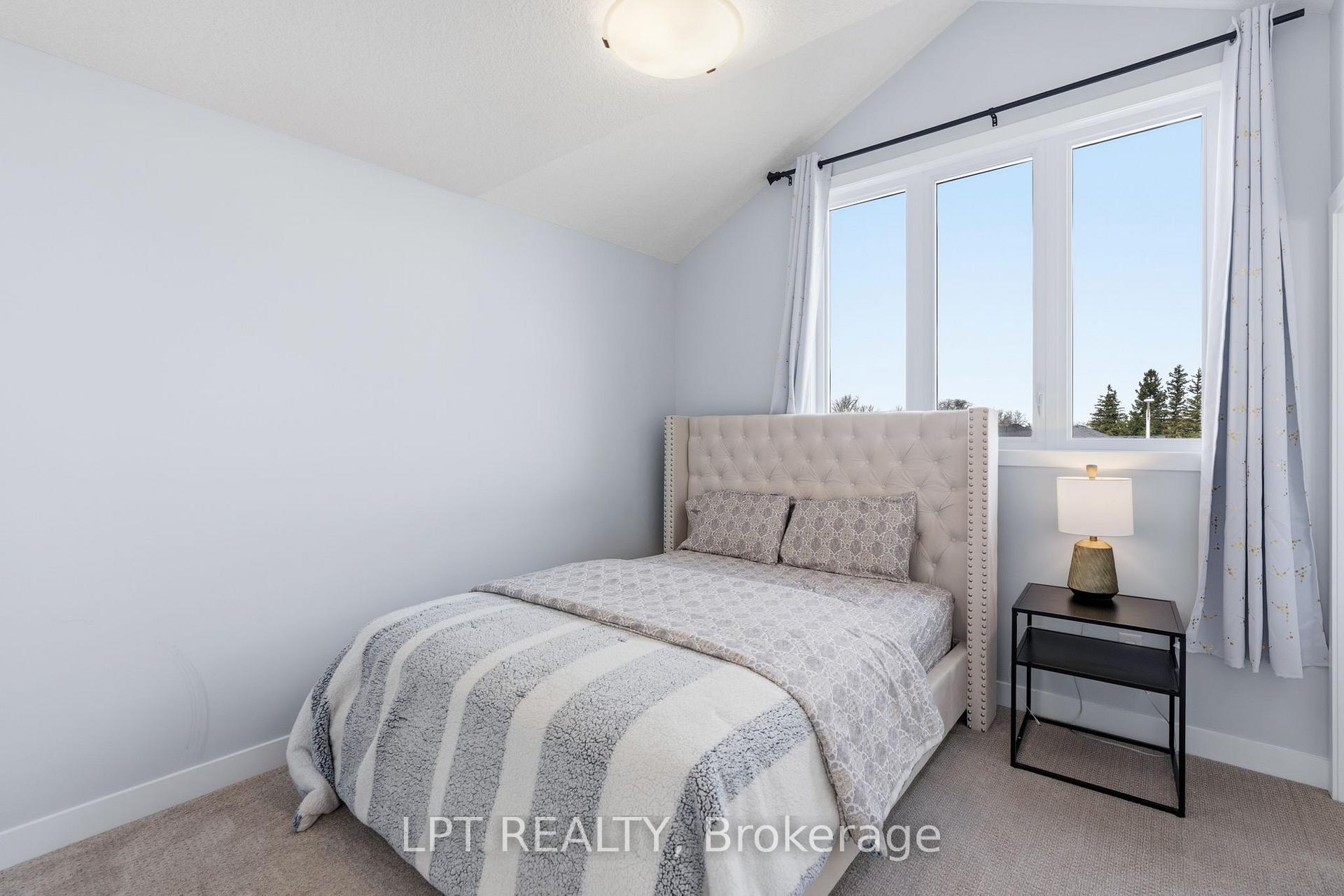 Photo 31 of 163 Mcleod Street, North Middlesex, Parkhill — HOMEH
