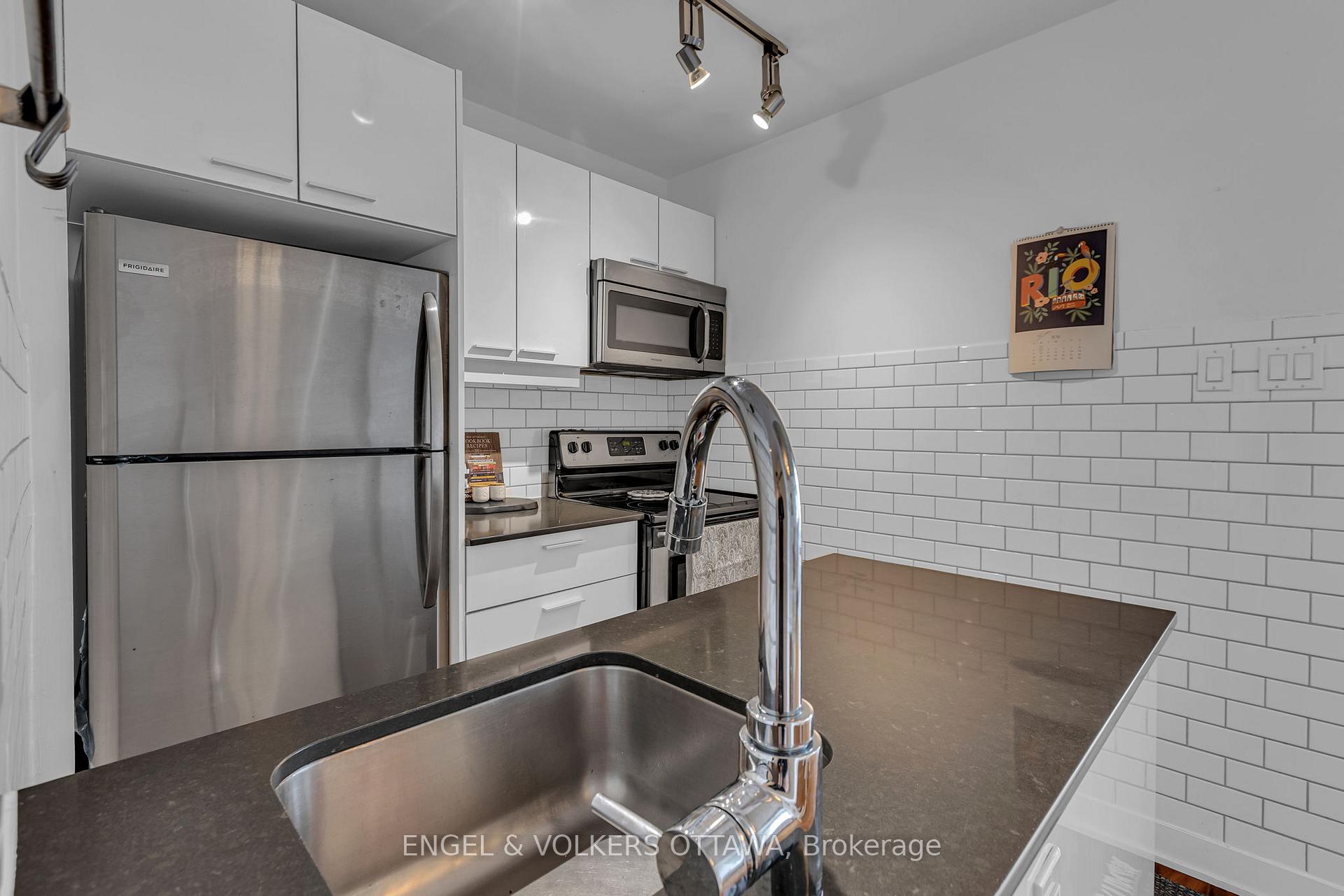 Photo 5 of Unit 415, 354 Gladstone Avenue, Ottawa, Ottawa Centre — HOMEH