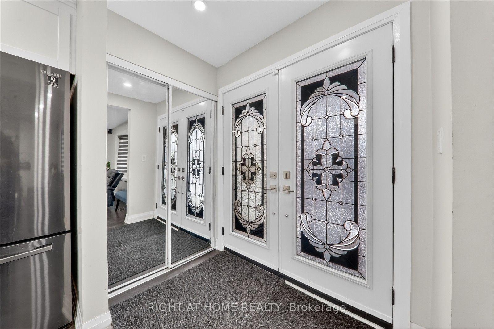 Photo 3 of 314 Morrish Road S, Scarborough, Highland Creek — HOMEH