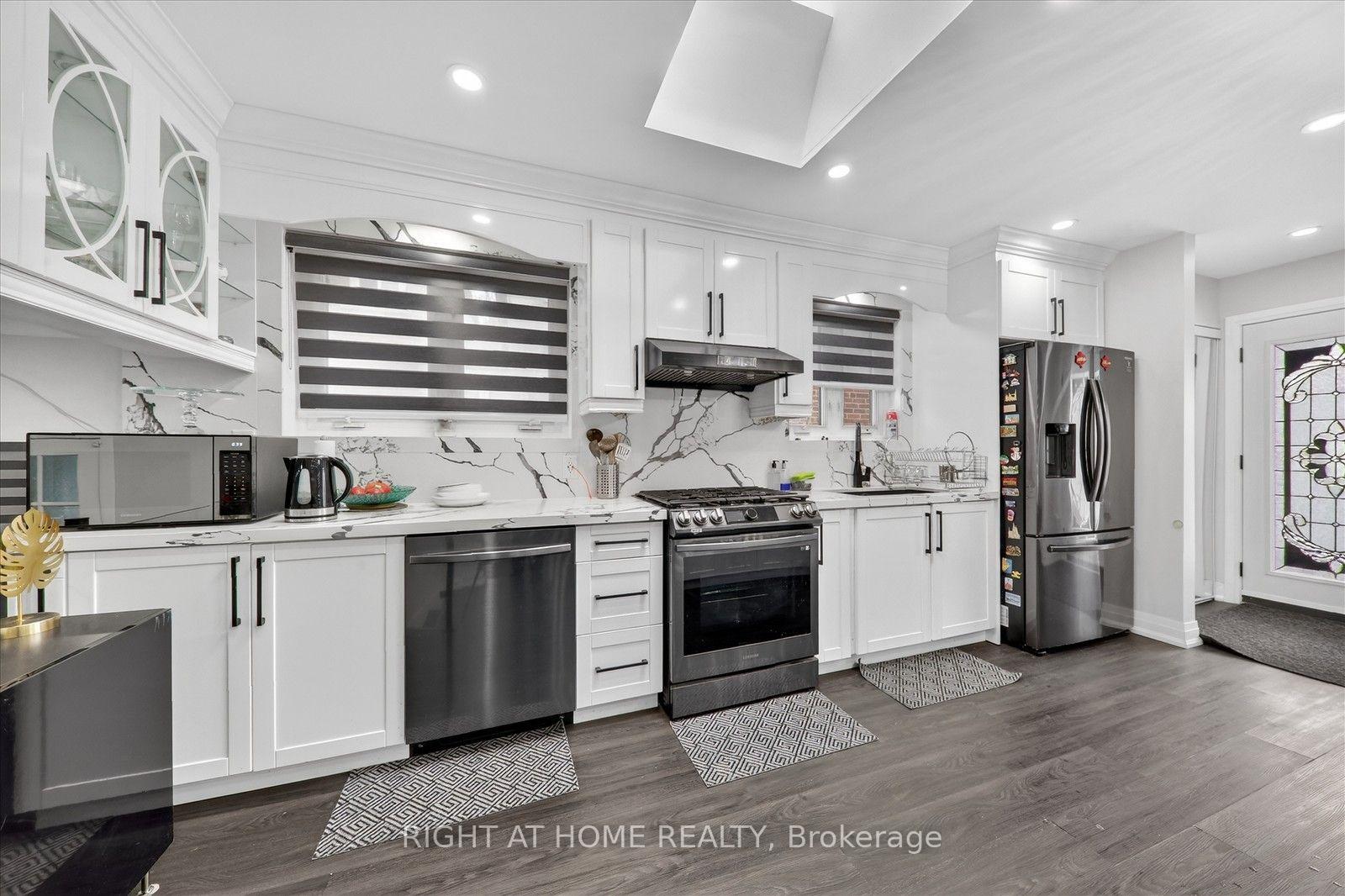 Photo 6 of 314 Morrish Road S, Scarborough, Highland Creek — HOMEH