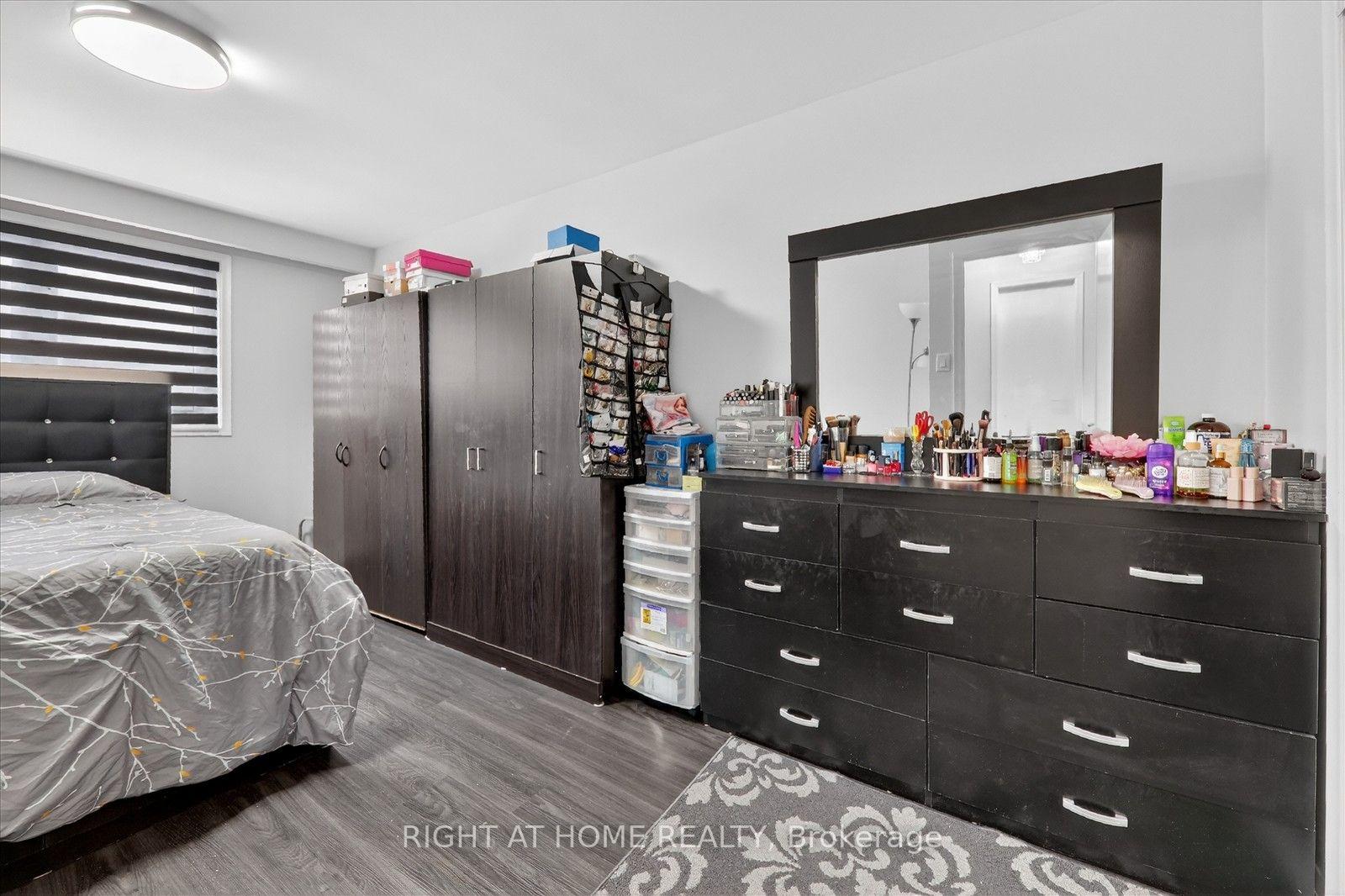 Photo 16 of 314 Morrish Road S, Scarborough, Highland Creek — HOMEH