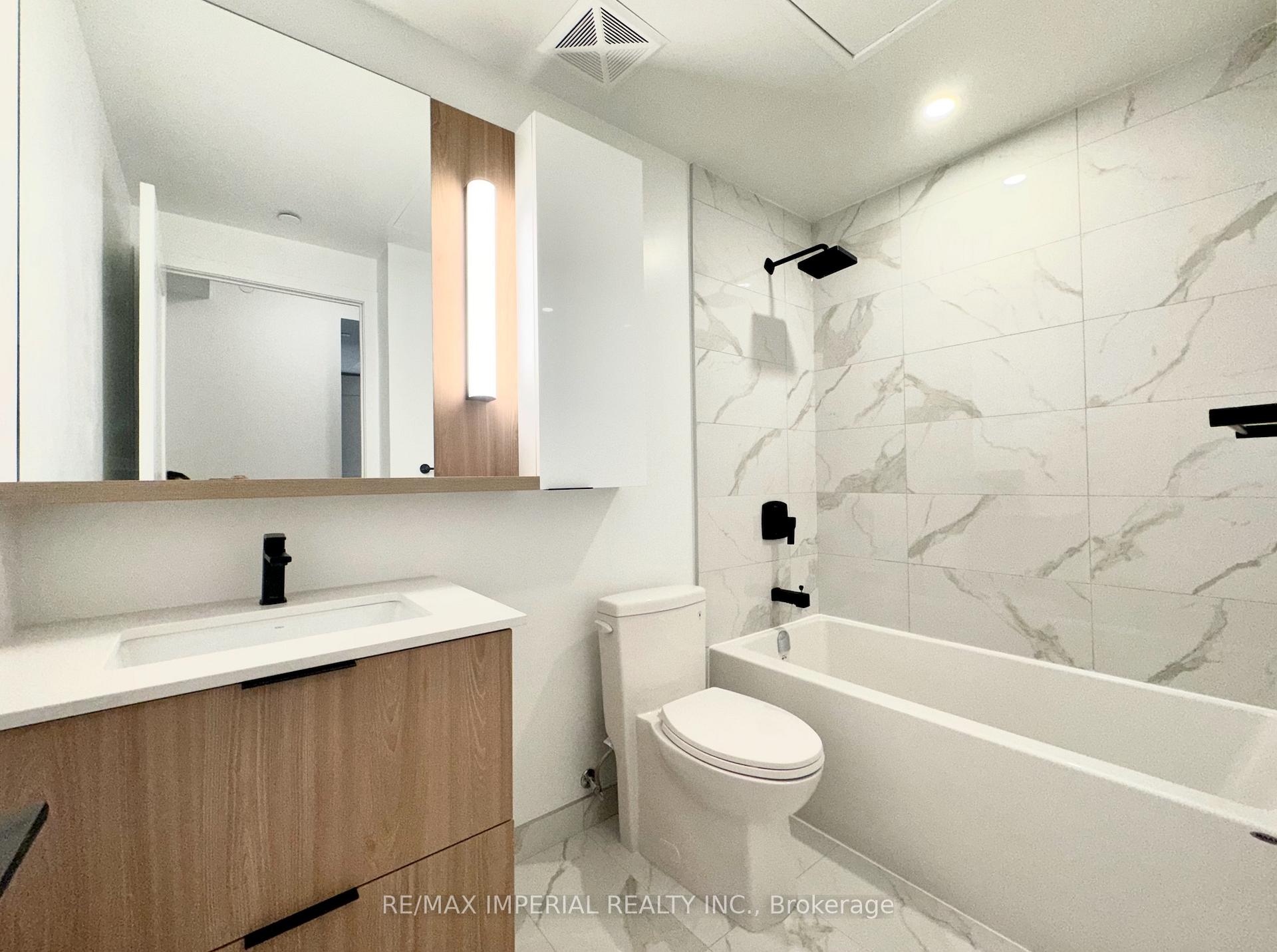 Photo 4 of Unit 1009, 5 Defries Street, Toronto, Regent Park — HOMEH
