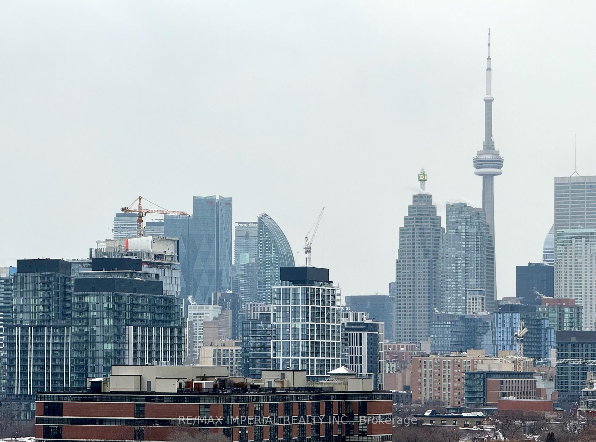 Photo 6 of Unit 1009, 5 Defries Street, Toronto, Regent Park — HOMEH