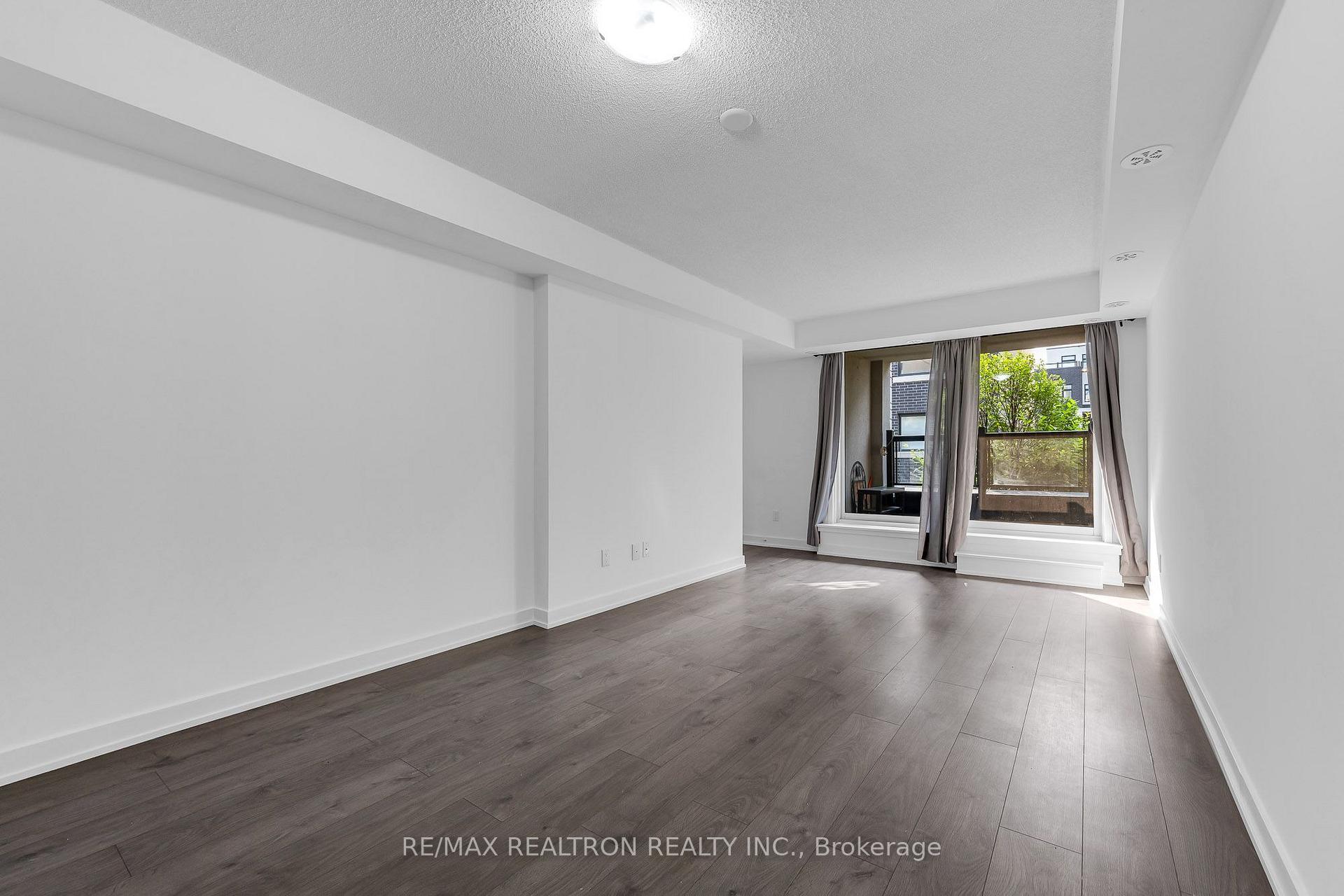 Photo 3 of Unit 114, 1135 Cooke Boulevard, Burlington, LaSalle — HOMEH