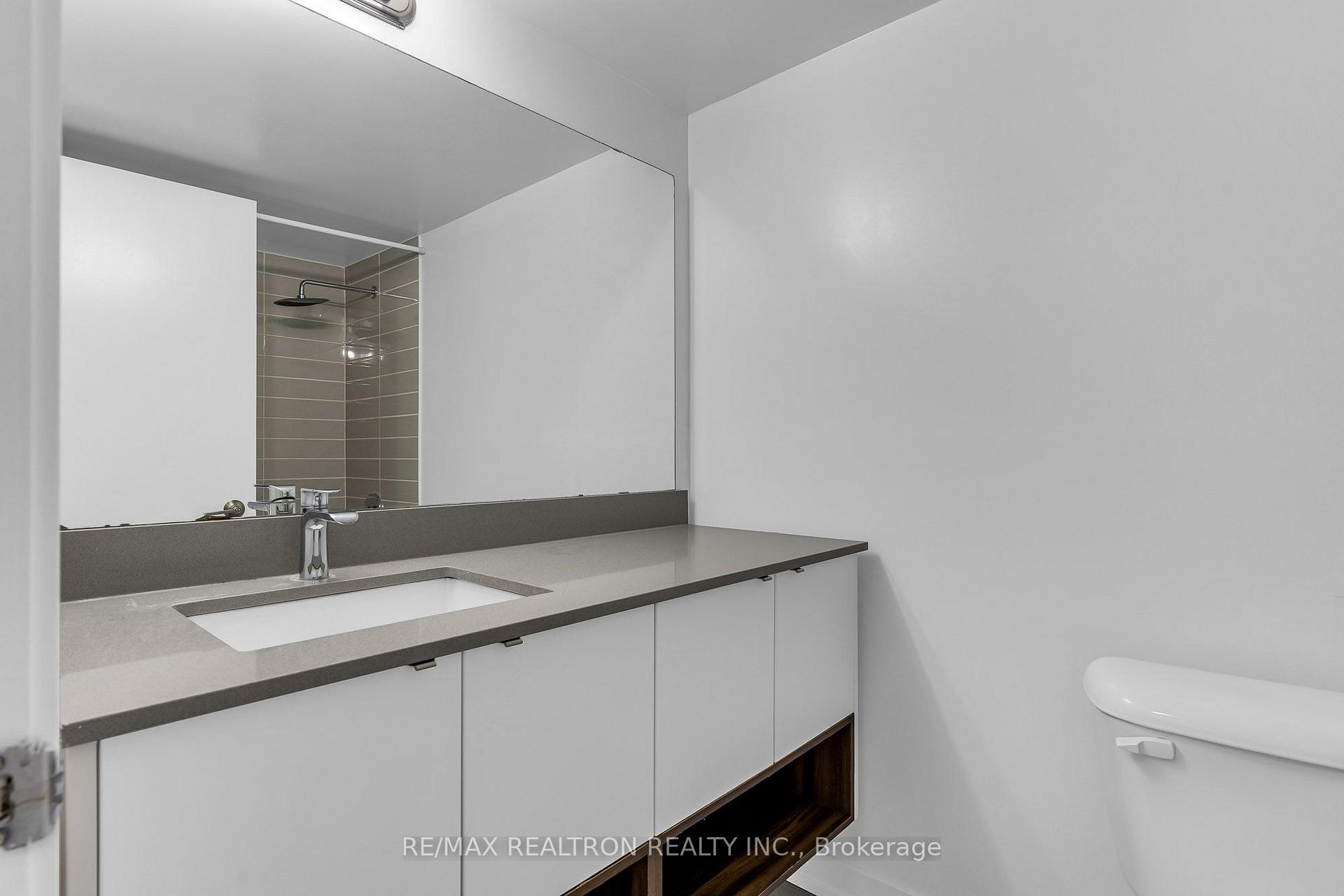 Photo 14 of Unit 114, 1135 Cooke Boulevard, Burlington, LaSalle — HOMEH