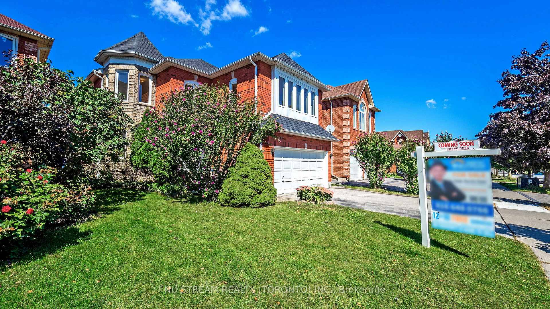 Photo 2 of 1337 Daniel Creek Road, Mississauga, East Credit — HOMEH