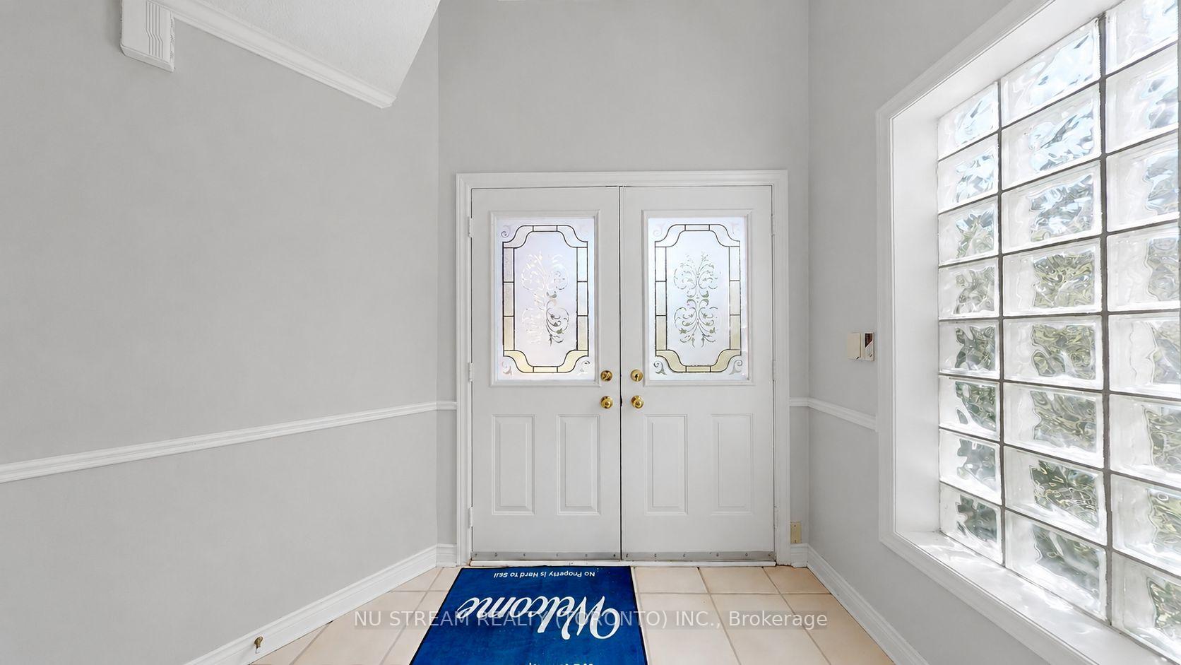 Photo 3 of 1337 Daniel Creek Road, Mississauga, East Credit — HOMEH