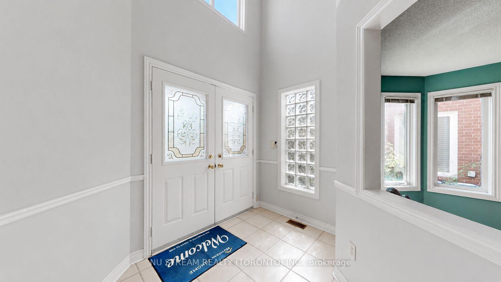 Photo 4 of 1337 Daniel Creek Road, Mississauga, East Credit — HOMEH