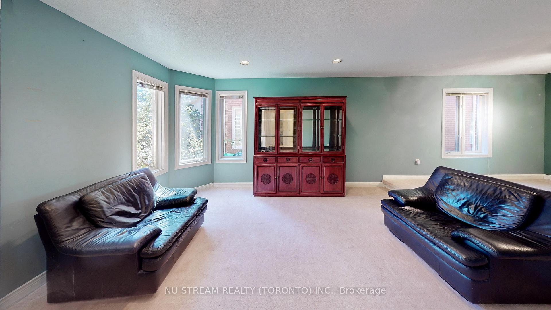 Photo 7 of 1337 Daniel Creek Road, Mississauga, East Credit — HOMEH
