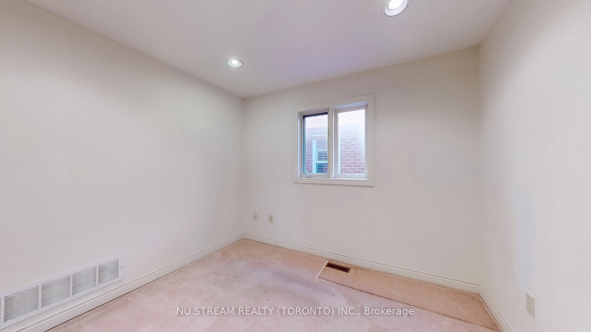 Photo 16 of 1337 Daniel Creek Road, Mississauga, East Credit — HOMEH