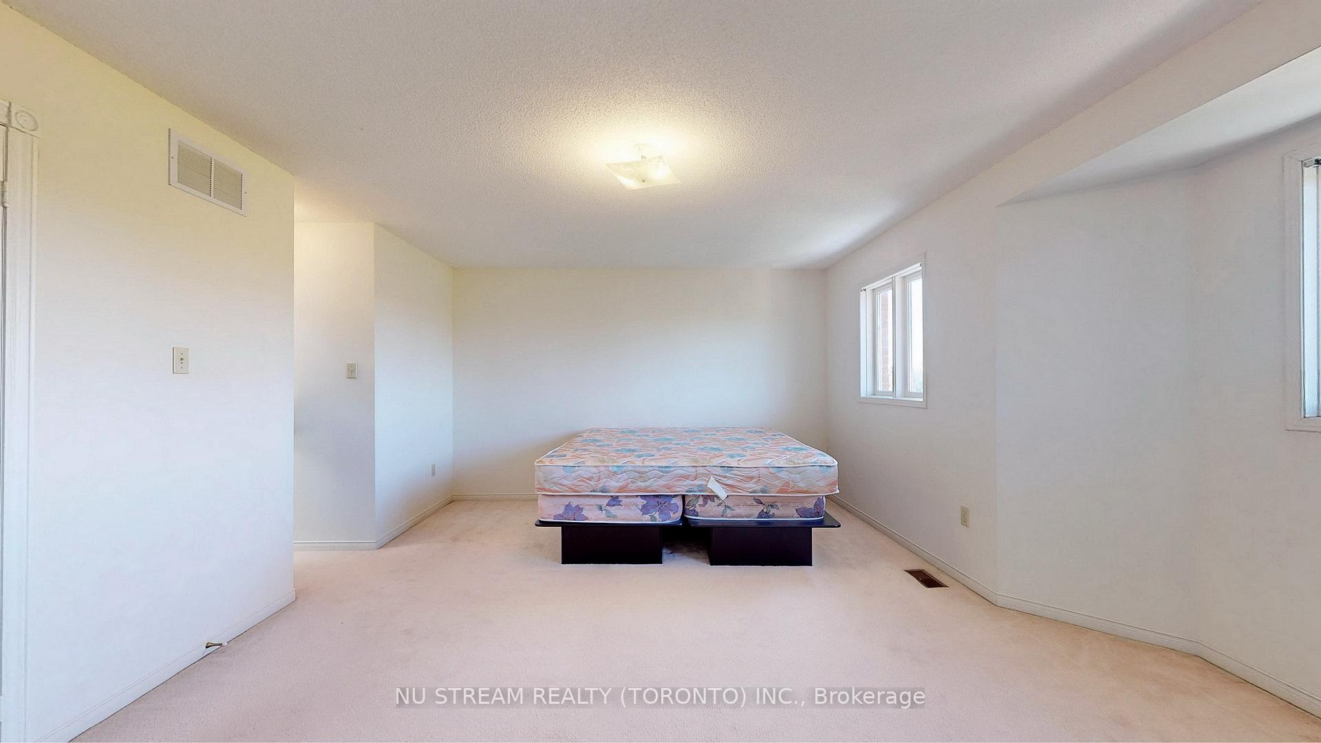 Photo 19 of 1337 Daniel Creek Road, Mississauga, East Credit — HOMEH