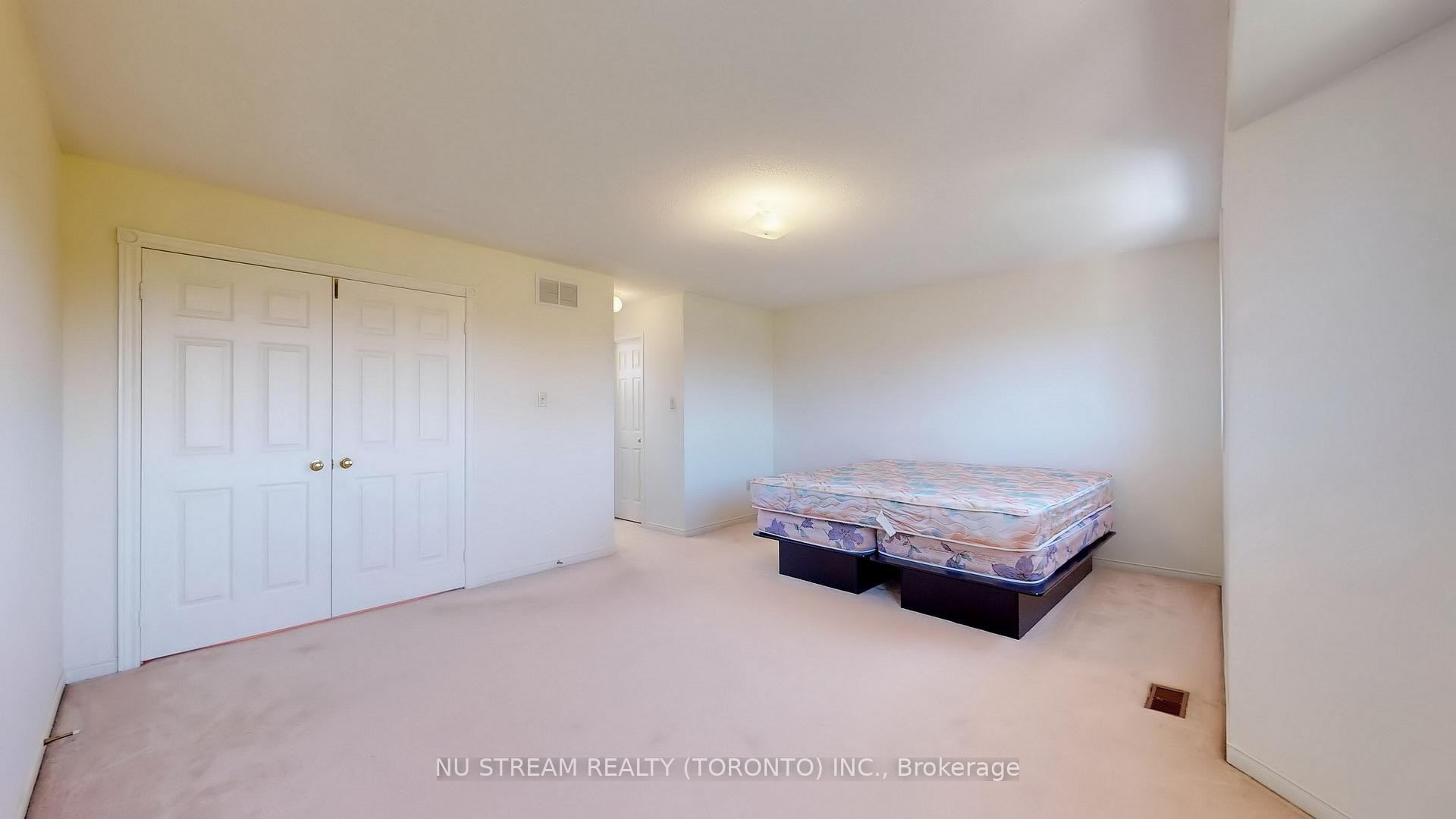 Photo 20 of 1337 Daniel Creek Road, Mississauga, East Credit — HOMEH