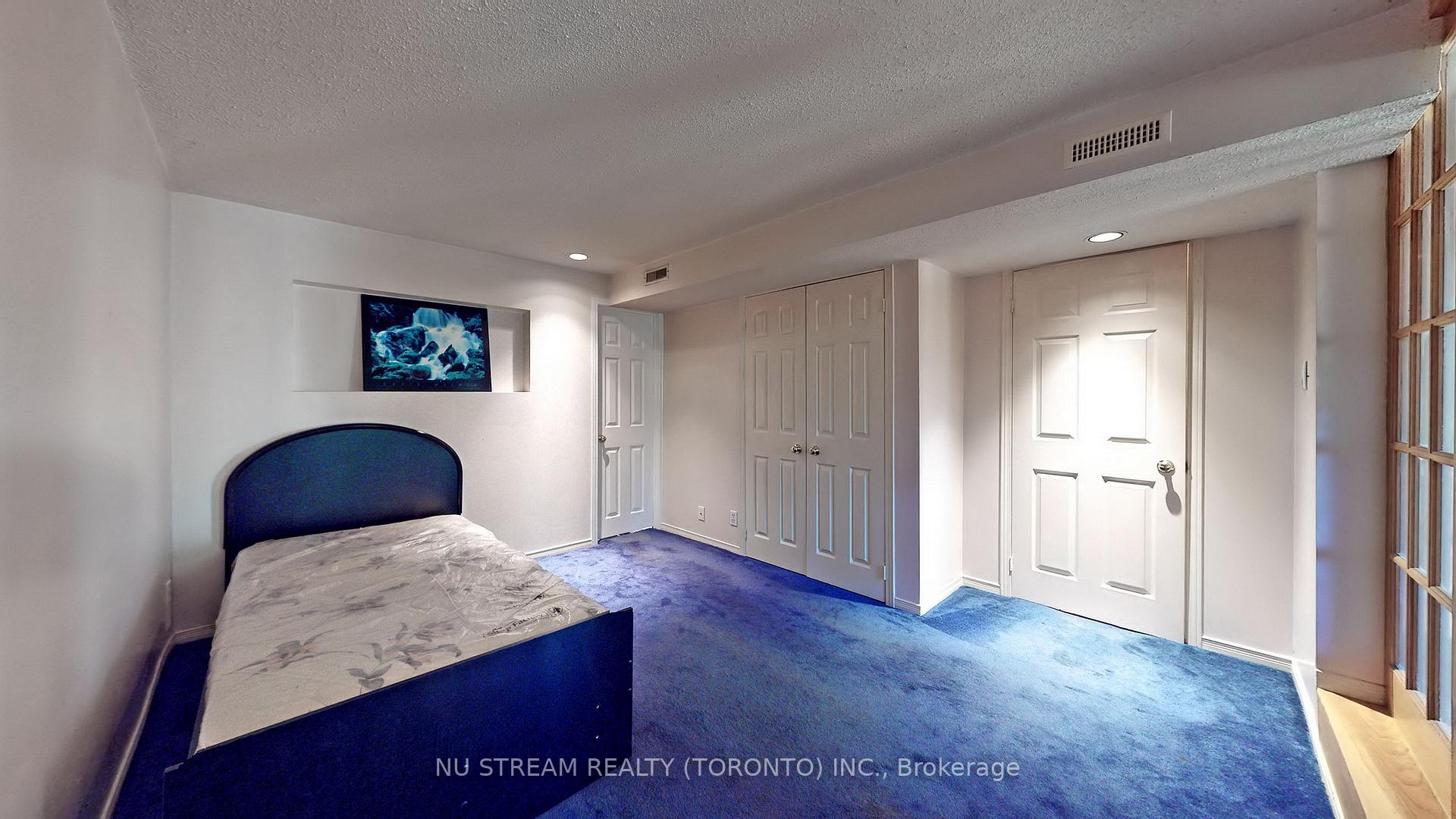 Photo 34 of 1337 Daniel Creek Road, Mississauga, East Credit — HOMEH