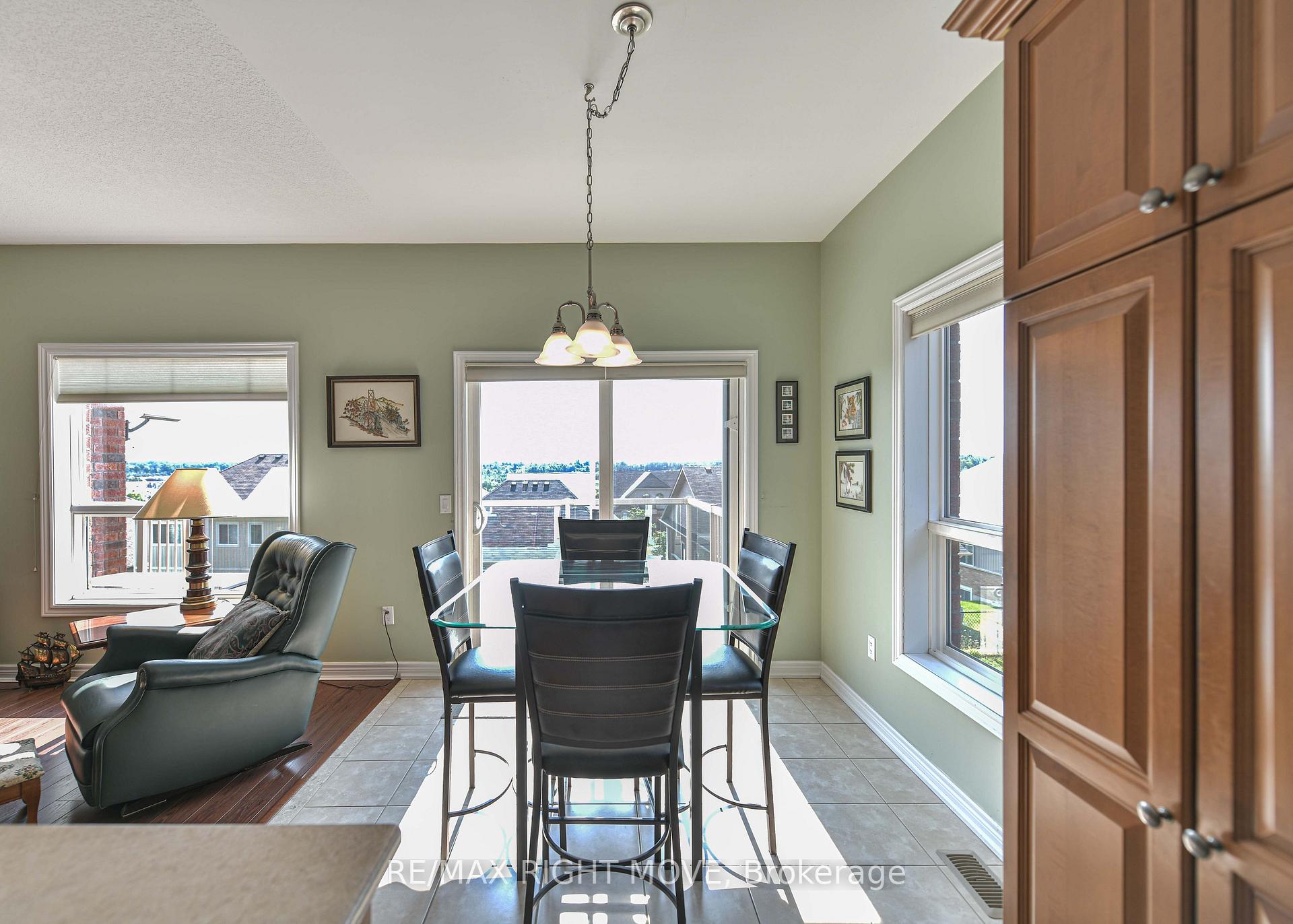 Photo 17 of 97 Atlantis Drive, Orillia — HOMEH