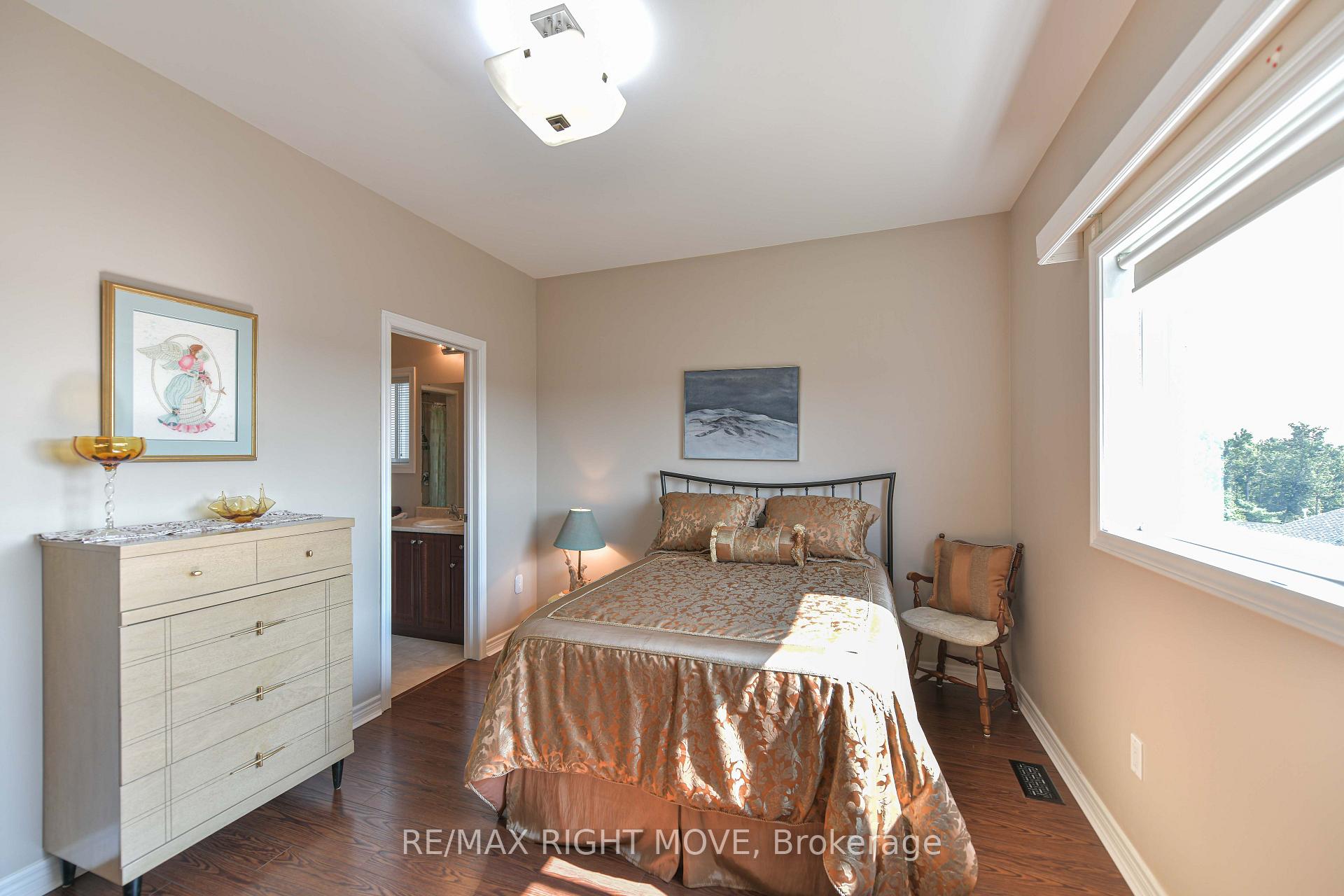 Photo 26 of 97 Atlantis Drive, Orillia — HOMEH