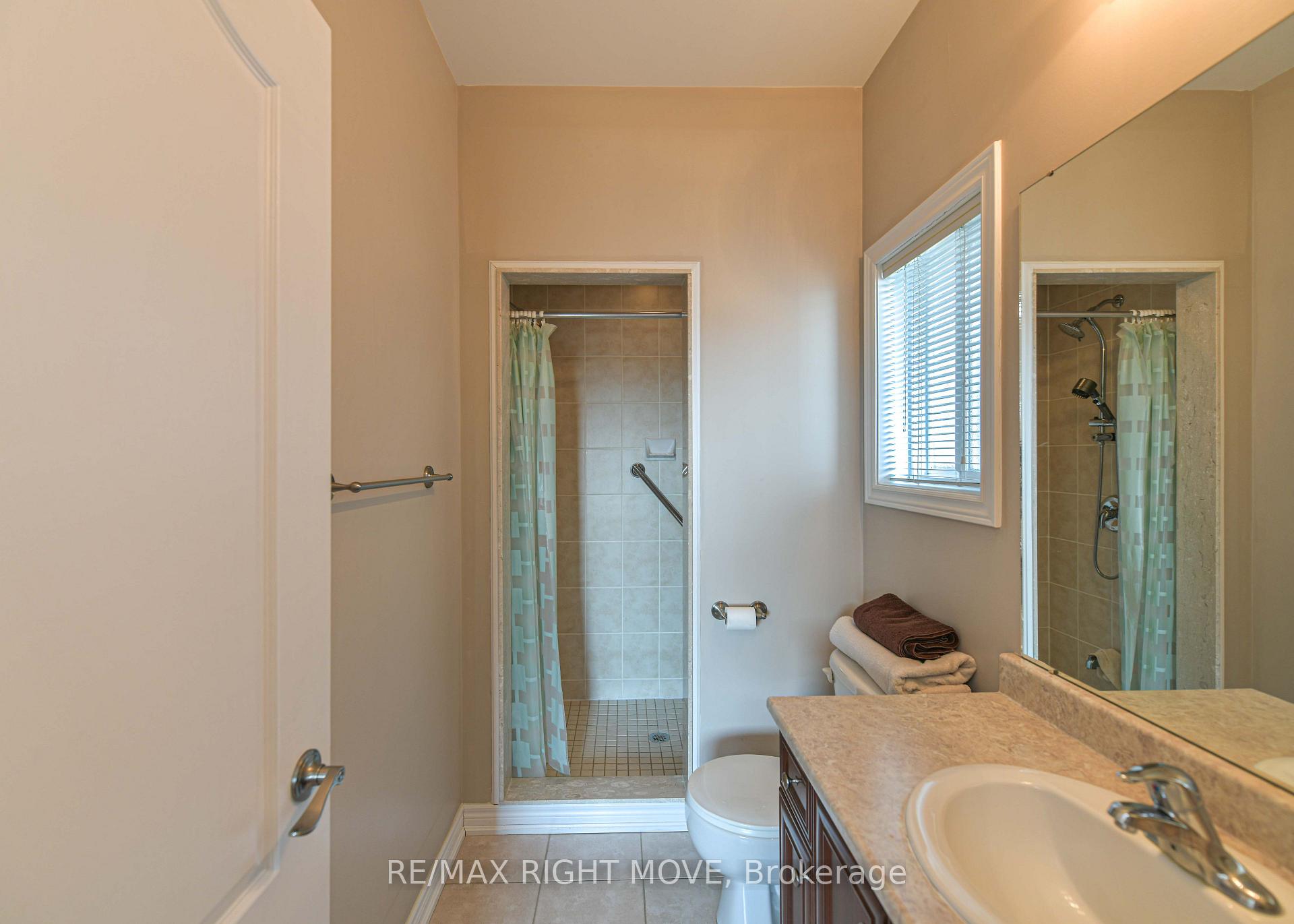 Photo 29 of 97 Atlantis Drive, Orillia — HOMEH