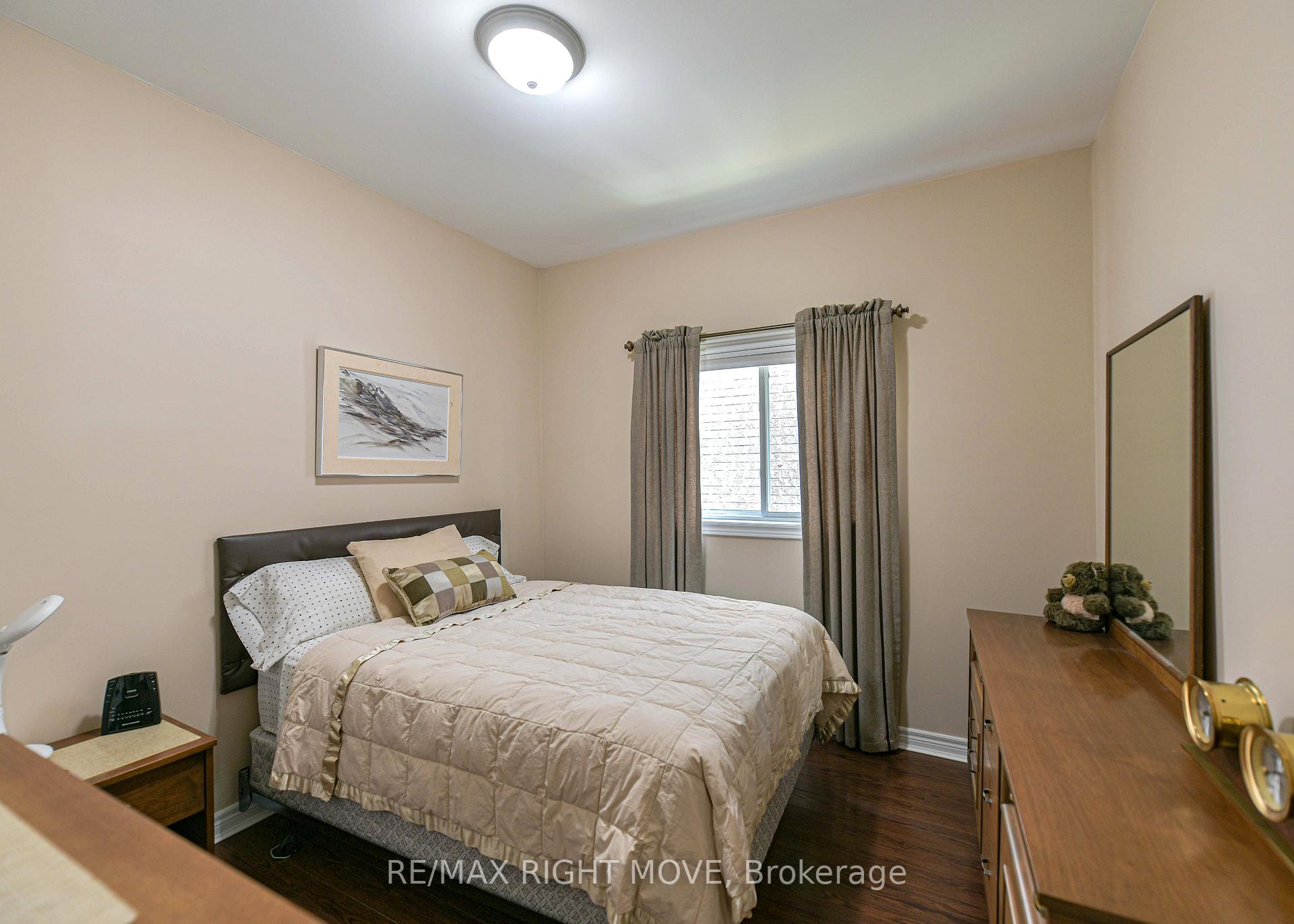 Photo 36 of 97 Atlantis Drive, Orillia — HOMEH