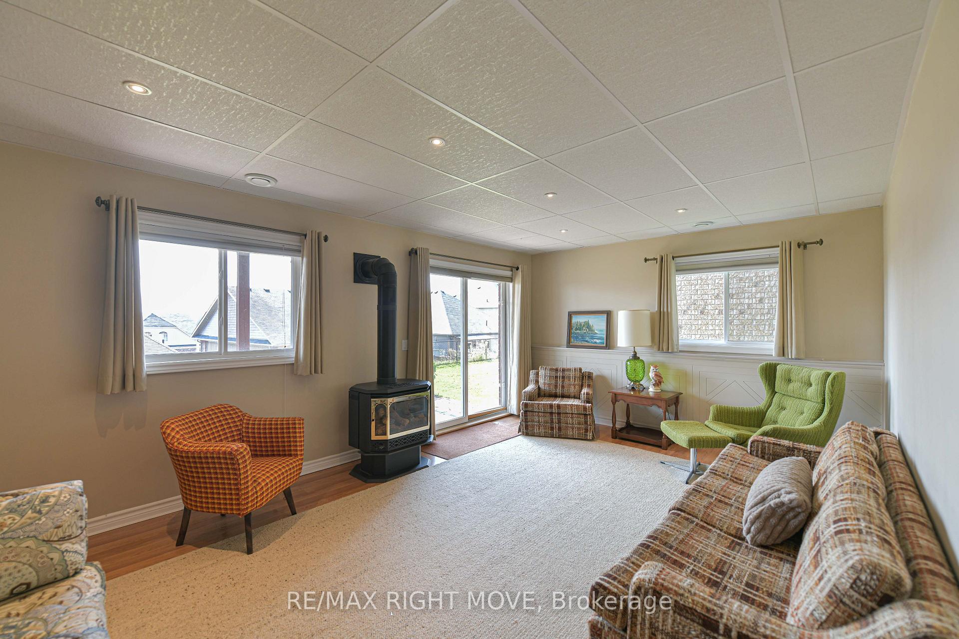 Photo 44 of 97 Atlantis Drive, Orillia — HOMEH