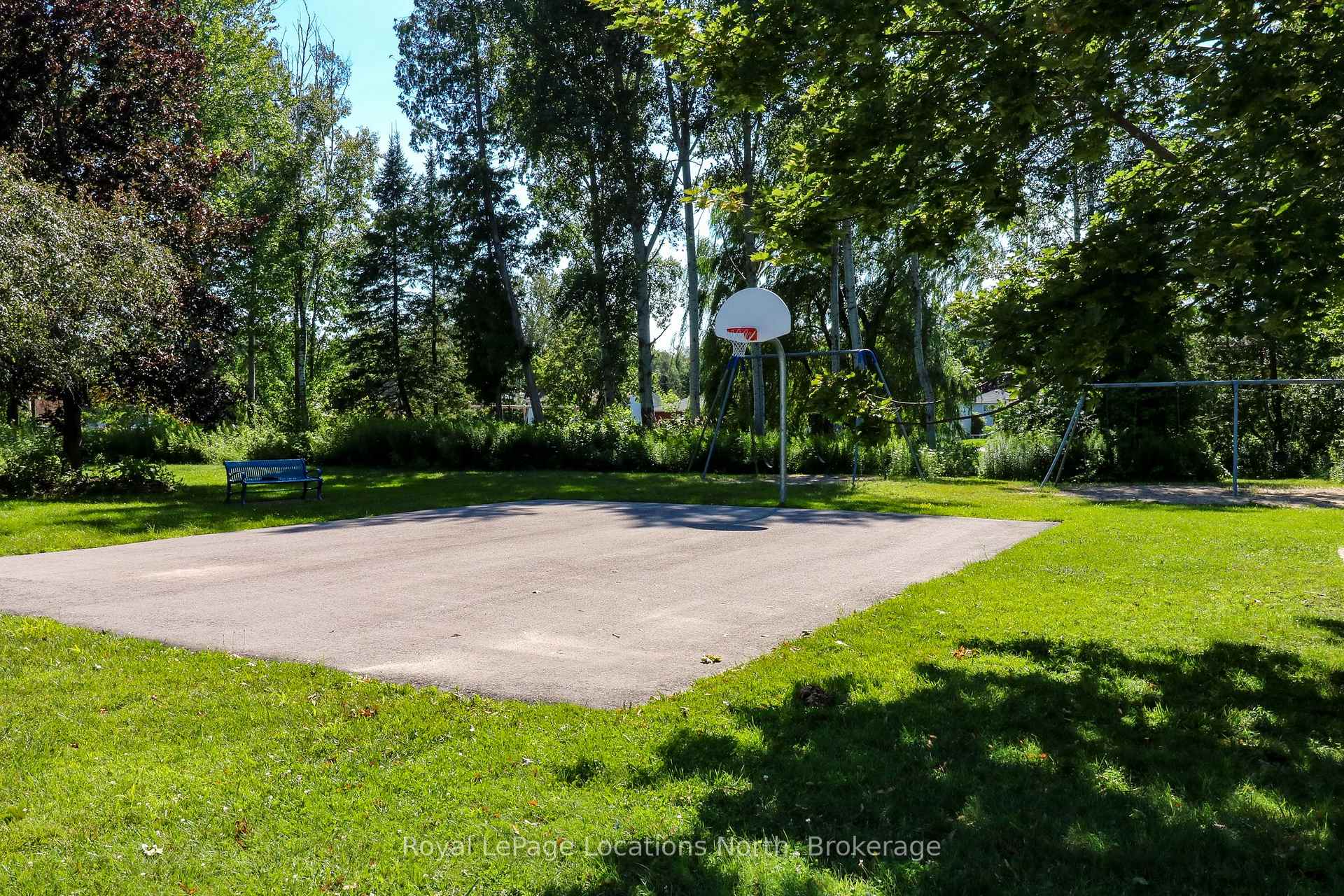 Photo 47 of 63 Glen Eton Road, Wasaga Beach — HOMEH