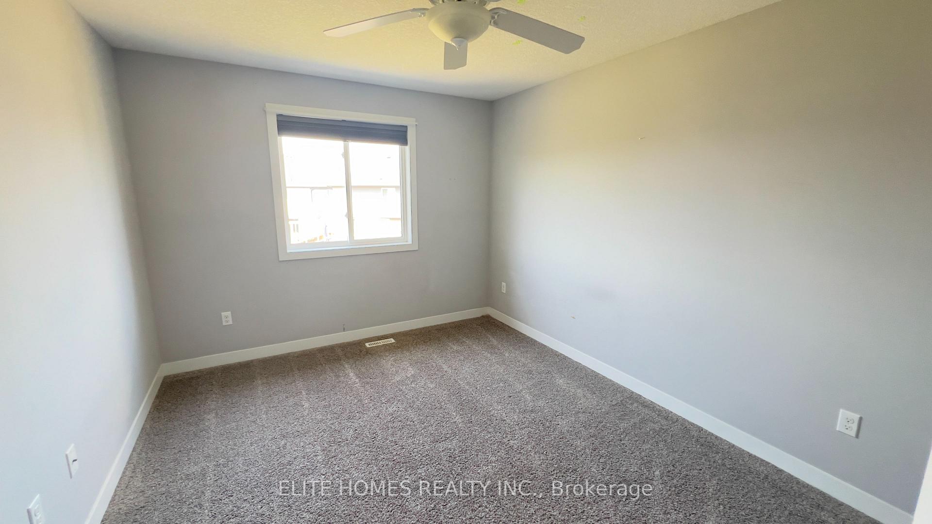 Photo 16 of 1942 Foxridge Crescent, London, North S — HOMEH