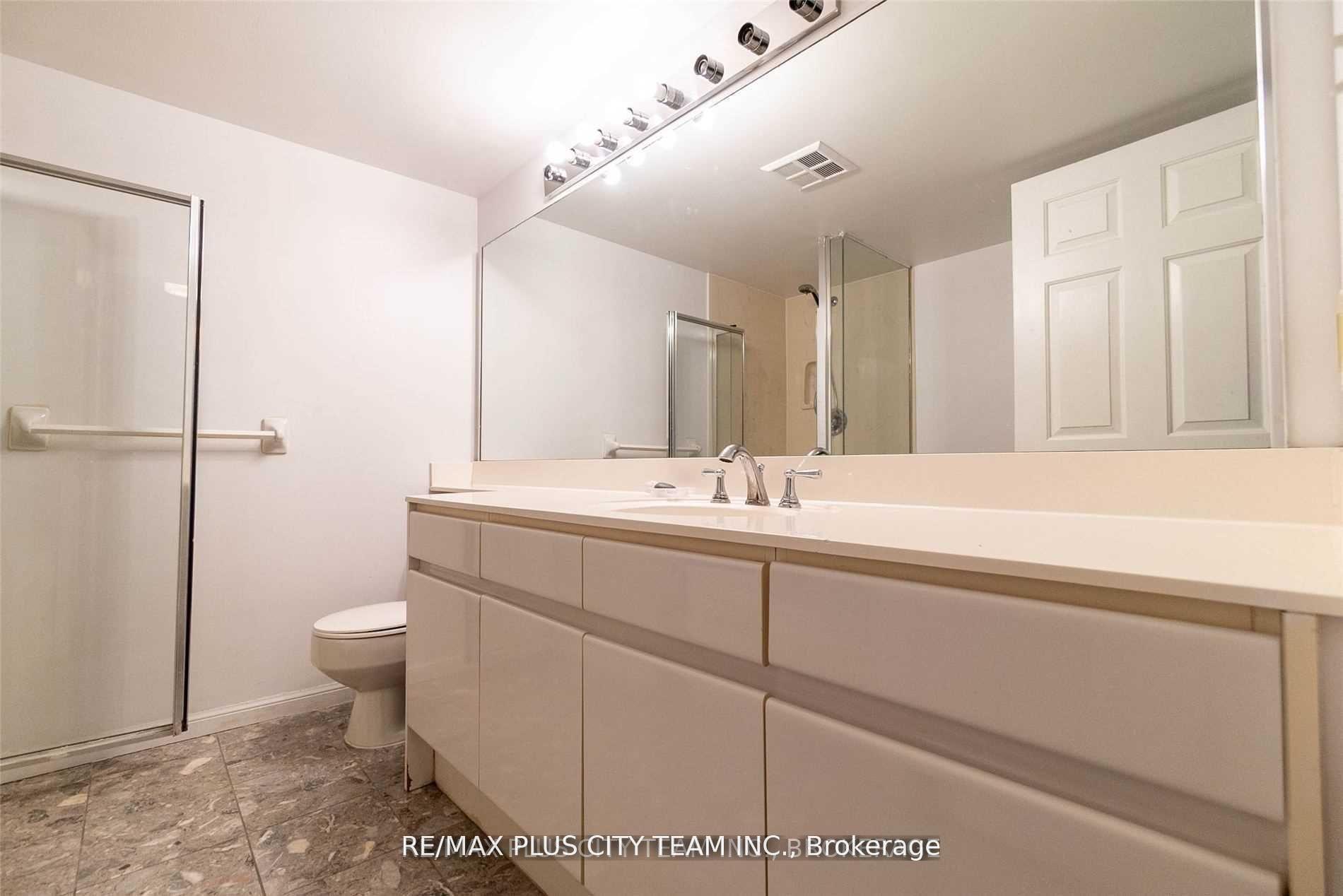 Photo 19 of Unit 401, 7 Carlton Street, Toronto, Church-Yonge Corridor — HOMEH