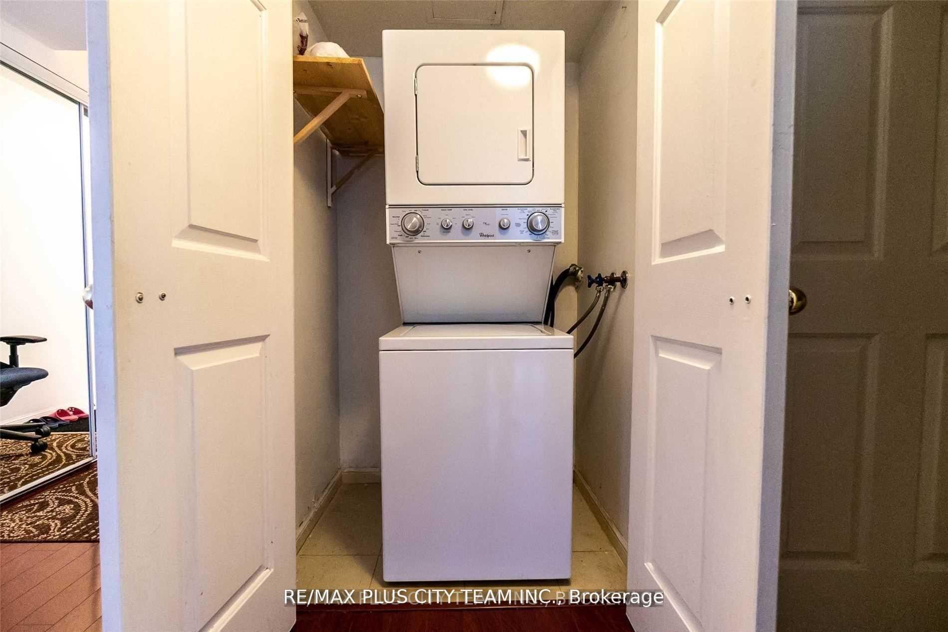 Photo 22 of Unit 401, 7 Carlton Street, Toronto, Church-Yonge Corridor — HOMEH