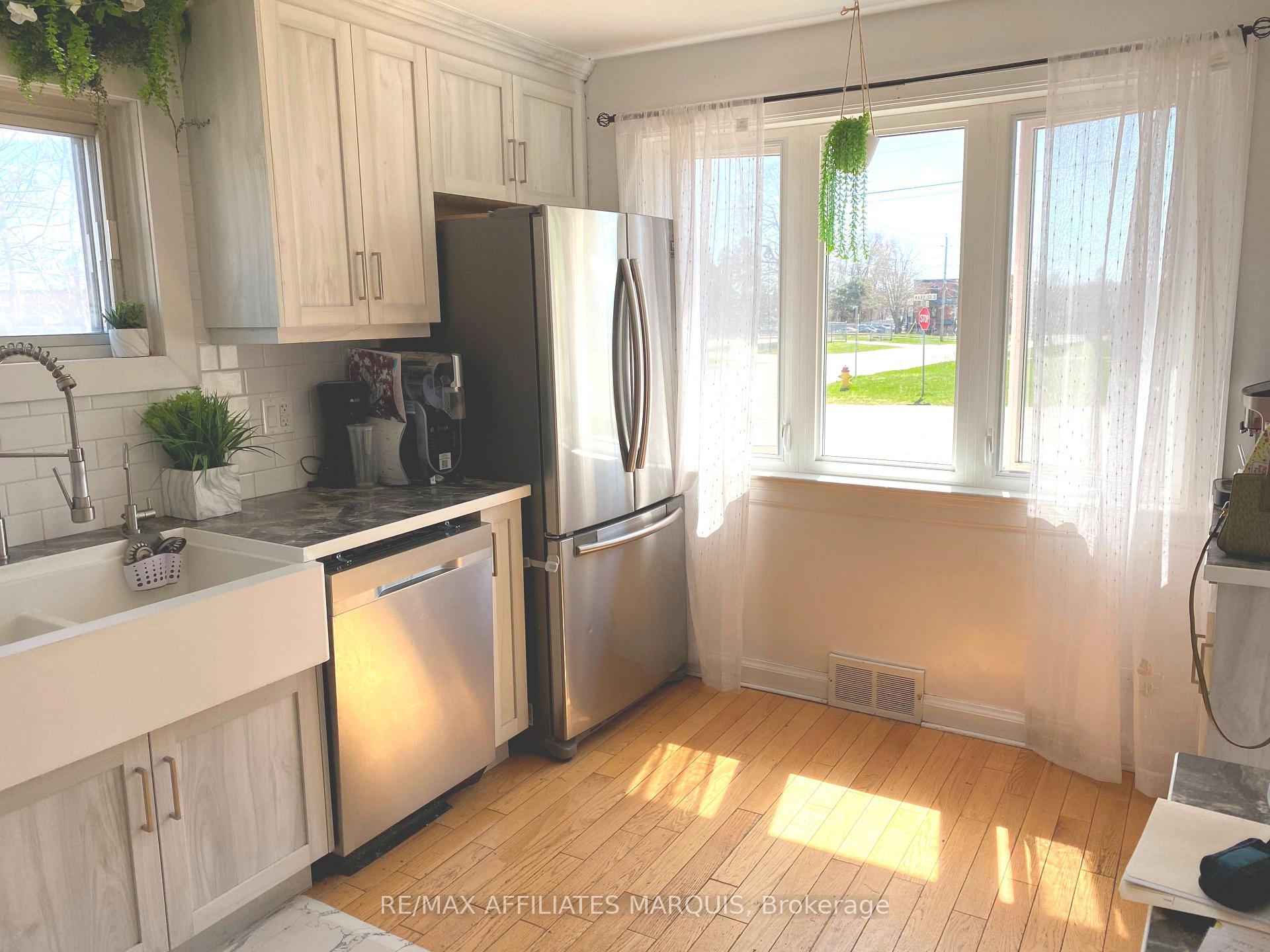 Photo 9 of 33 Mary Street, Smiths Falls, Smiths Falls — HOMEH