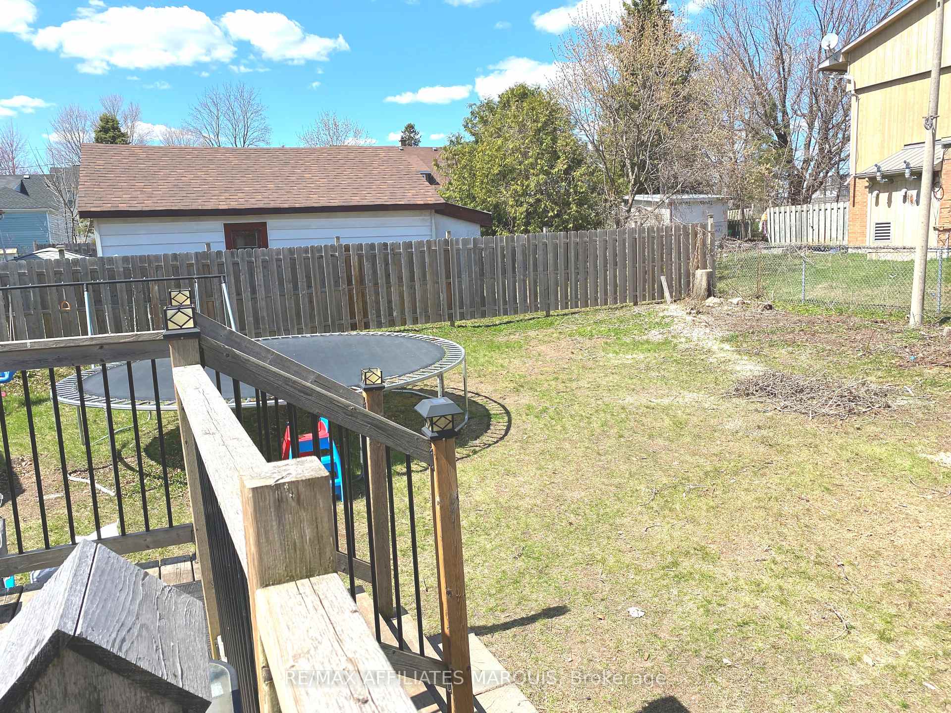 Photo 41 of 33 Mary Street, Smiths Falls, Smiths Falls — HOMEH