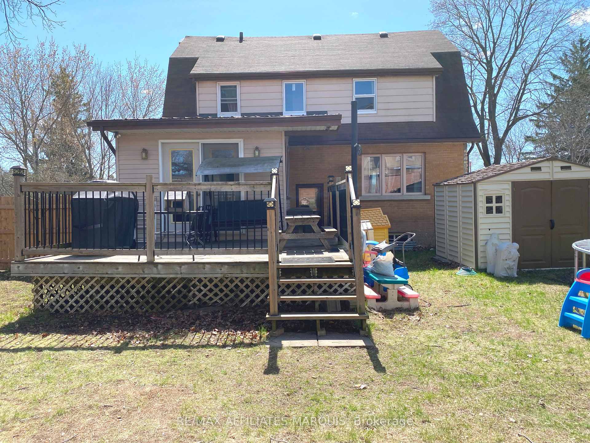 Photo 43 of 33 Mary Street, Smiths Falls, Smiths Falls — HOMEH