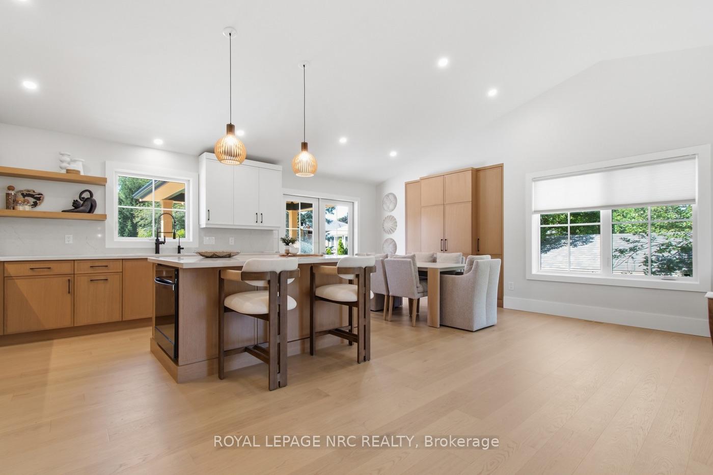 Photo 16 of 64 Sandra Drive, Pelham, Fenwick — HOMEH