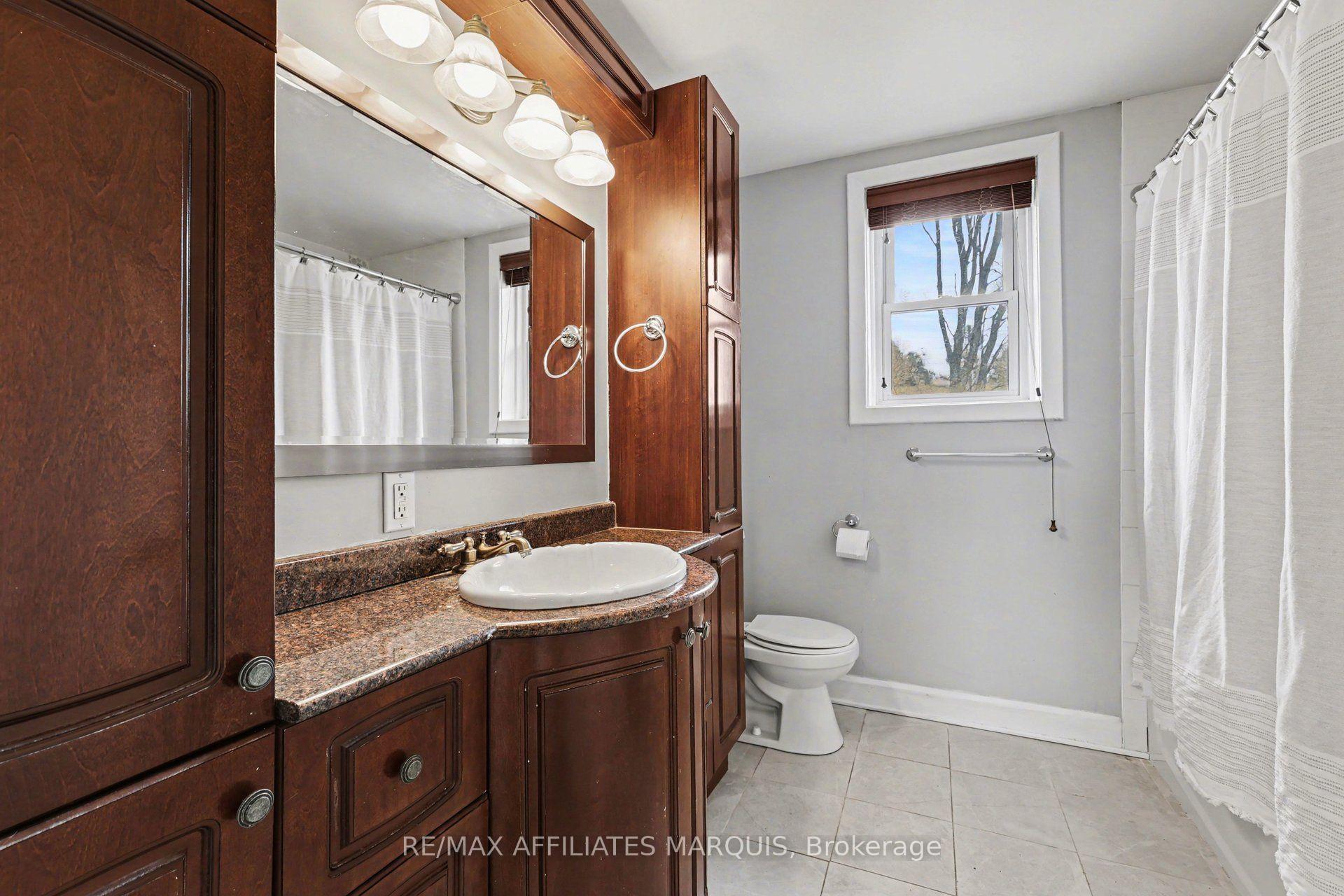 Photo 16 of 6036 Perth Street, Ottawa, Richmond — HOMEH
