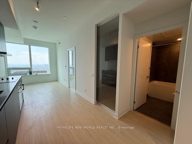 Photo 2 of Unit 5802, 8 Wellesley Street, Toronto, Bay Street Corridor — HOMEH