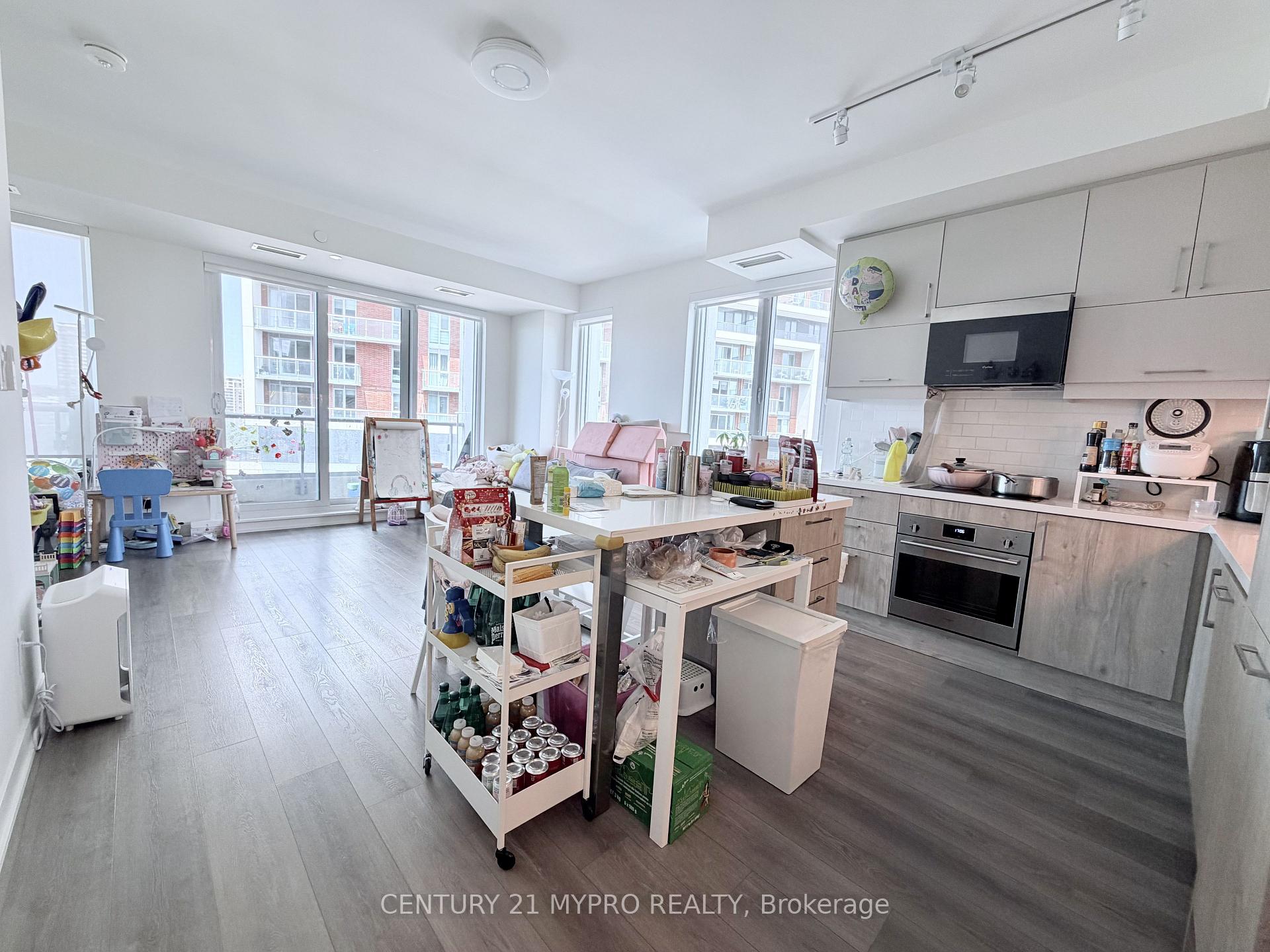 Photo 4 of Unit 1228, 8119 Birchmount Road, Markham, Unionville — HOMEH
