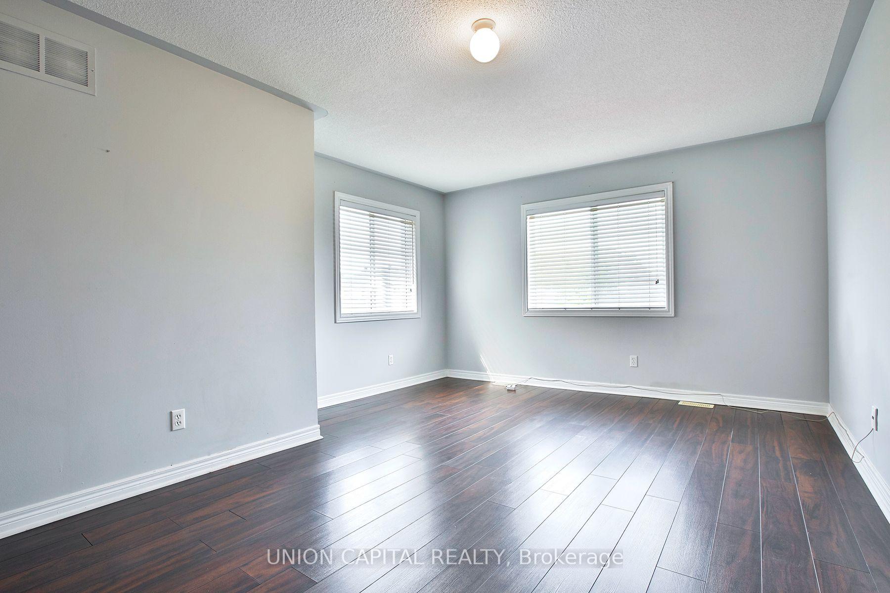 Photo 13 of 762 Caboto Trail, Markham, Village Green-South Unionville — HOMEH