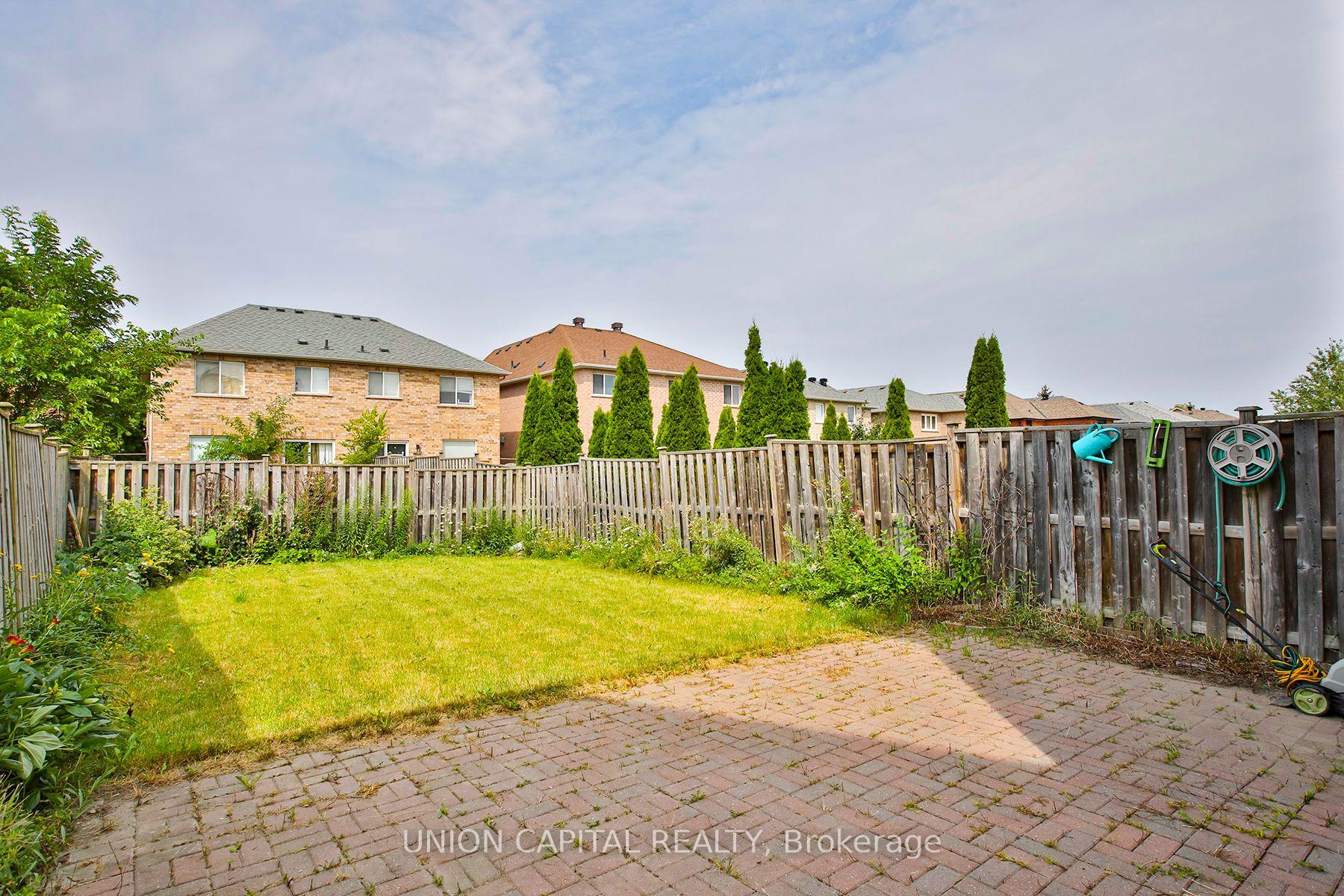 Photo 22 of 762 Caboto Trail, Markham, Village Green-South Unionville — HOMEH