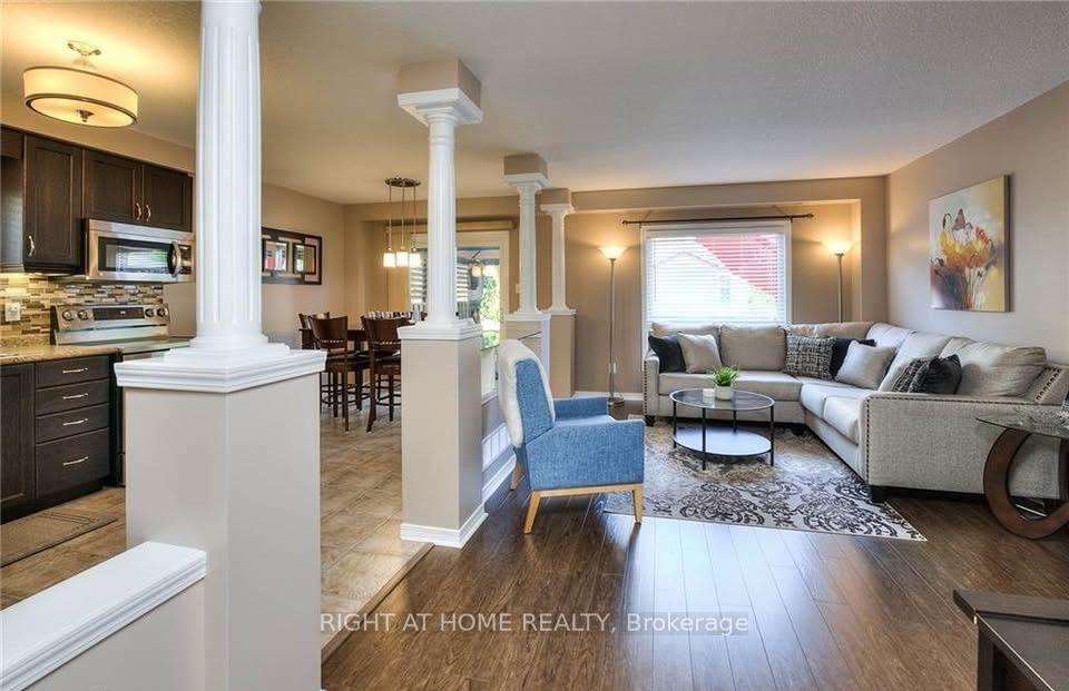 Photo 3 of 47 Upper Mercer Street, Kitchener, Grand River South — HOMEH