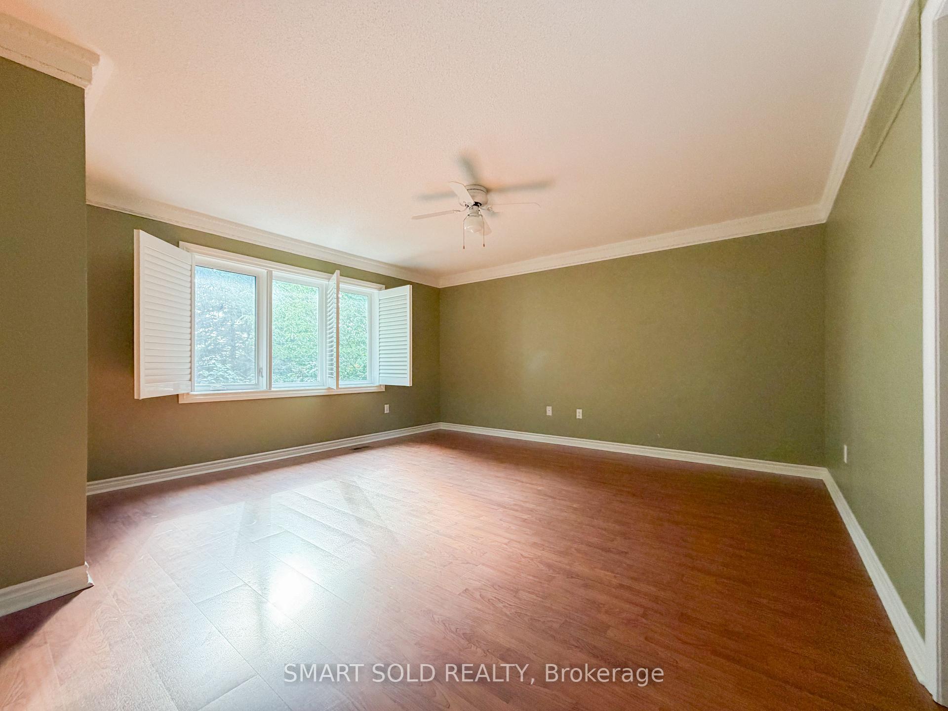 Photo 11 of 704 Foxcroft Boulevard, Newmarket, Stonehaven-Wyndham — HOMEH