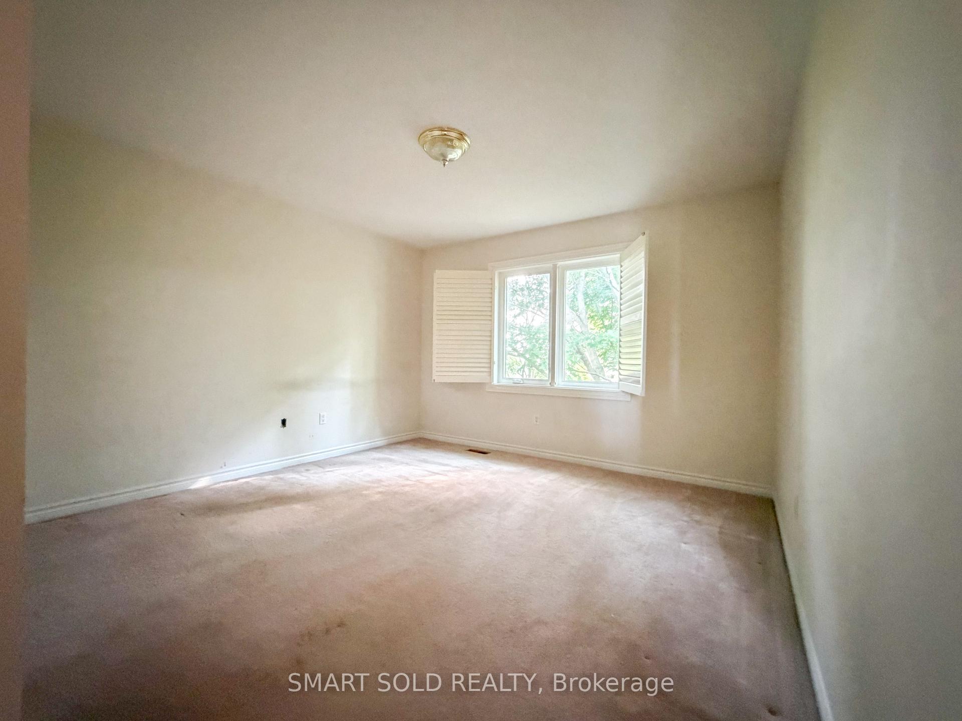 Photo 14 of 704 Foxcroft Boulevard, Newmarket, Stonehaven-Wyndham — HOMEH