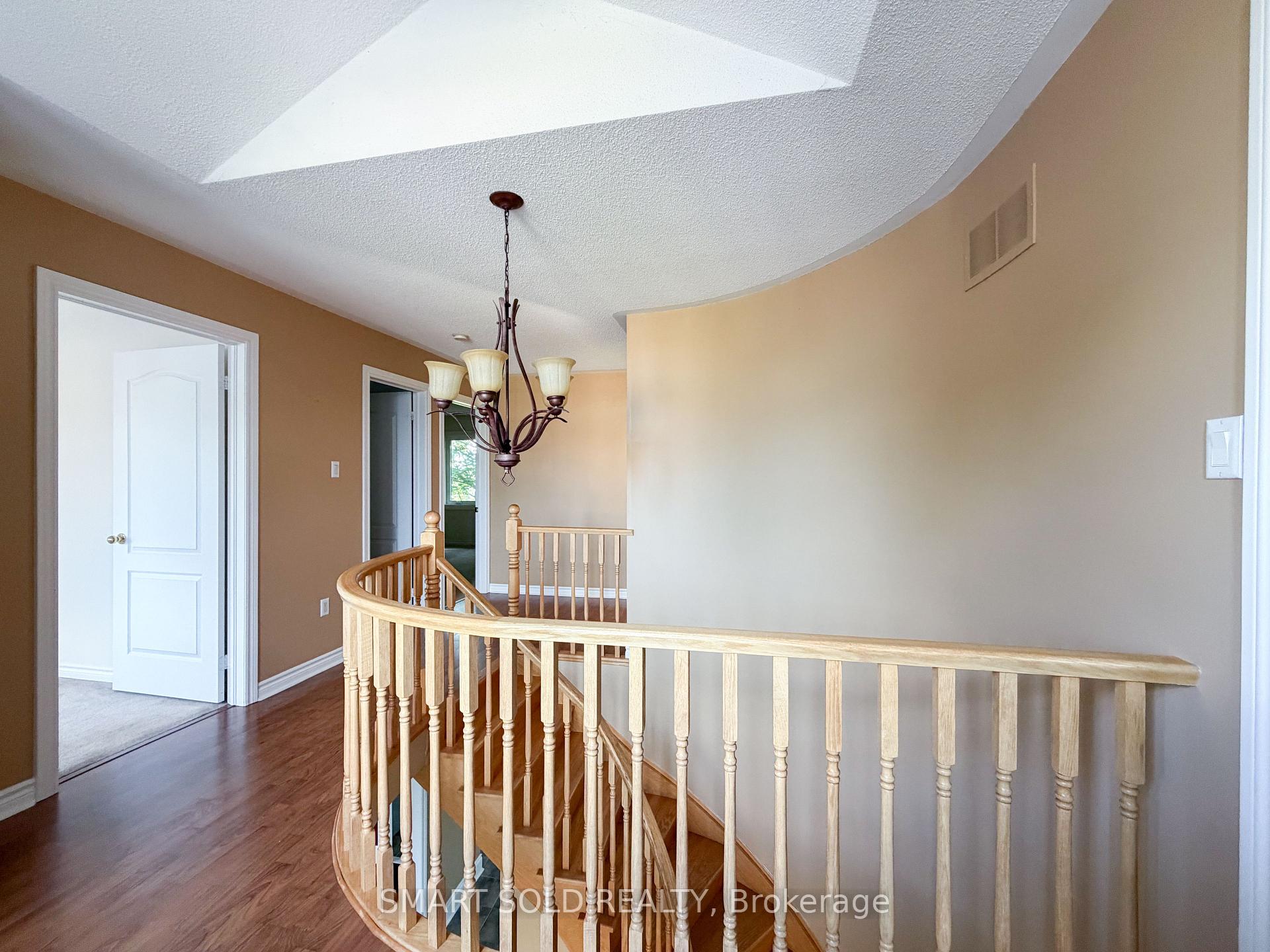 Photo 17 of 704 Foxcroft Boulevard, Newmarket, Stonehaven-Wyndham — HOMEH