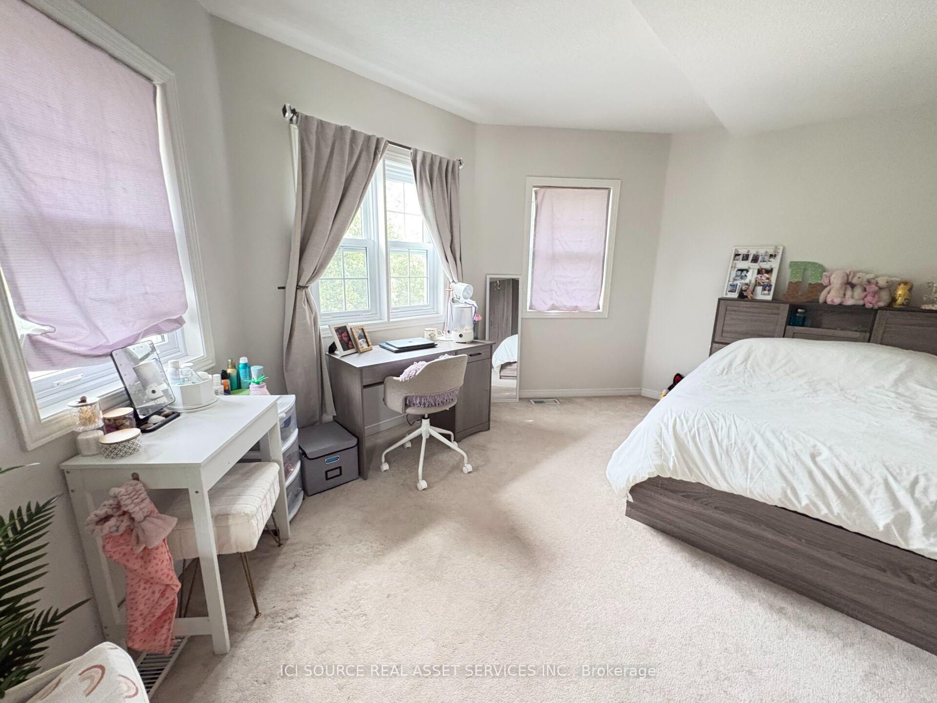 Photo 22 of 2 Woodcrest Court, Kitchener, Doon South — HOMEH